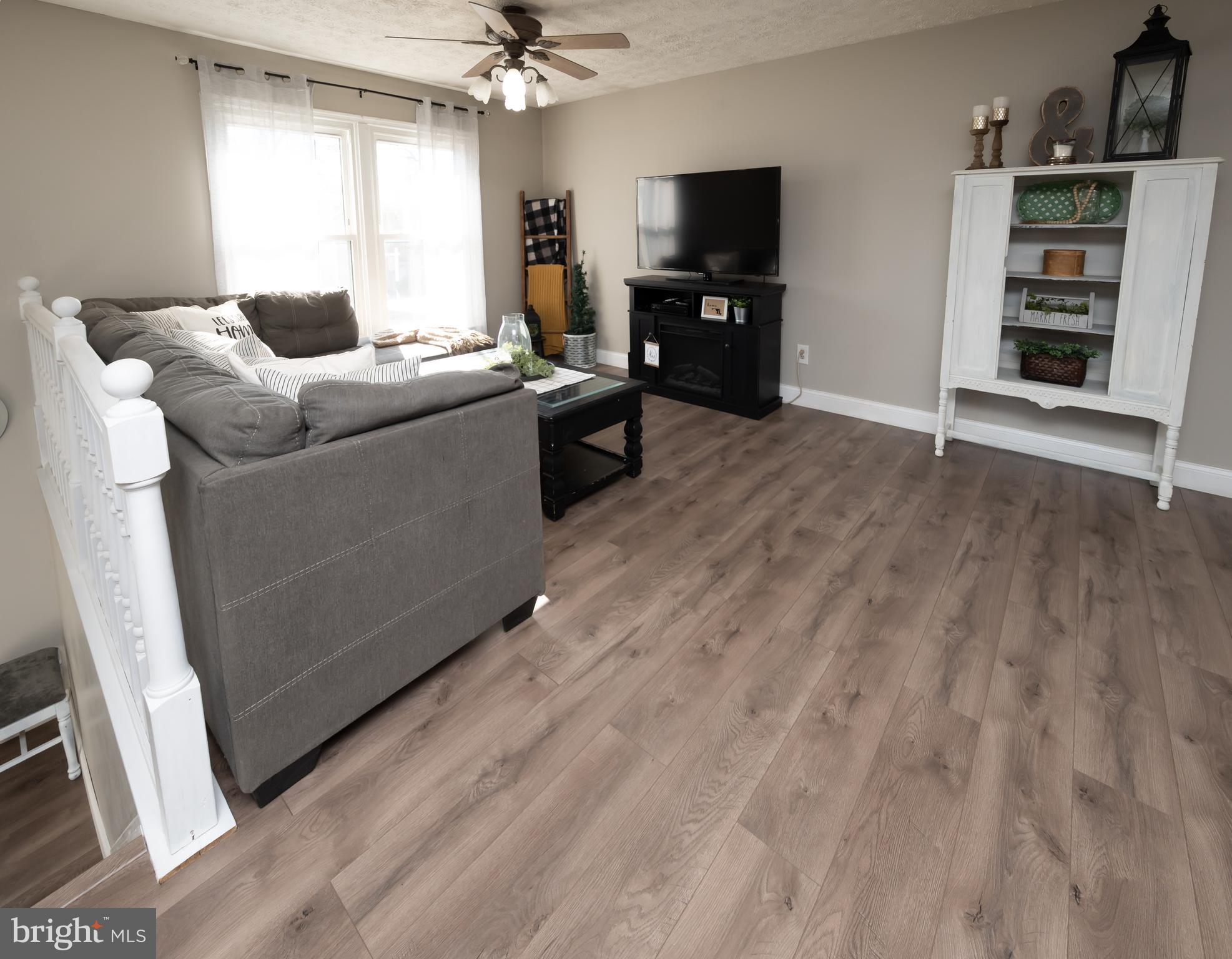 TRUMPS MILL ESTATES - Residential