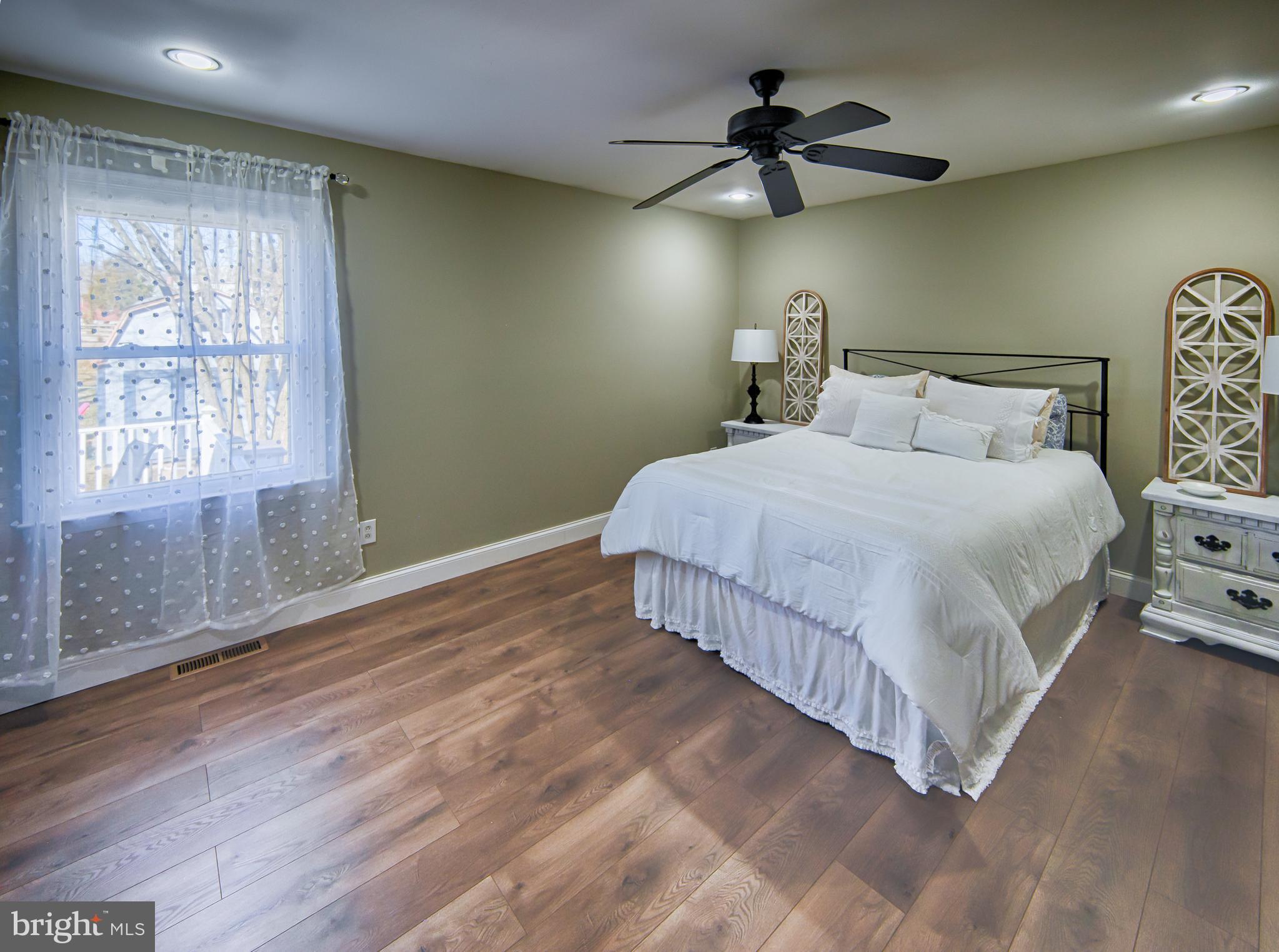 TRUMPS MILL ESTATES - Residential