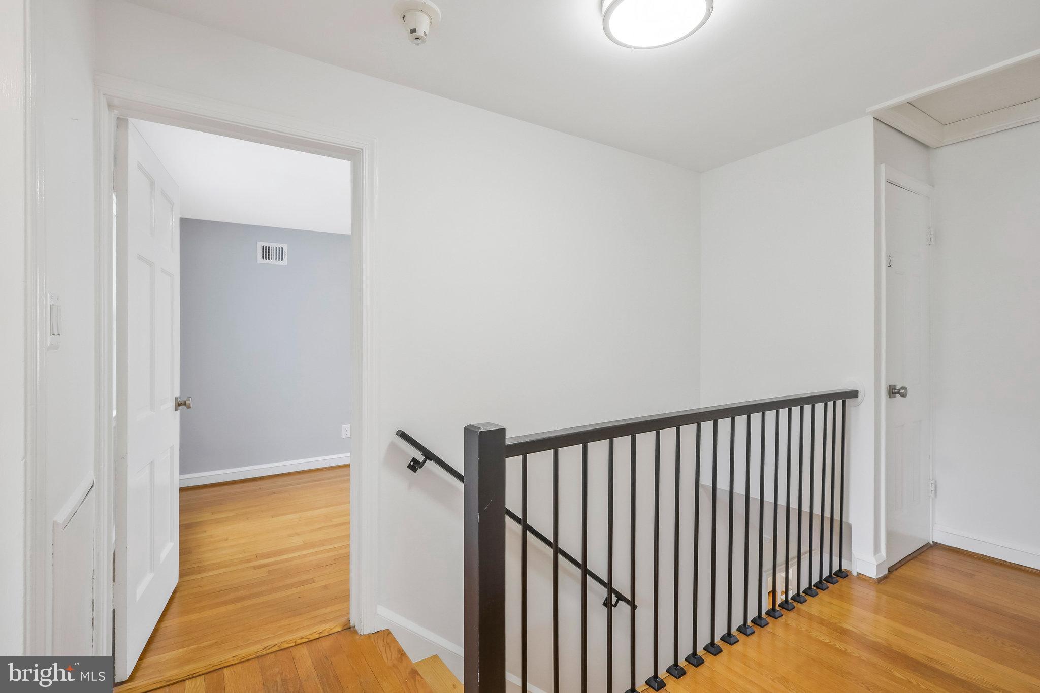 YORKTOWN VILLAGE - Residential Lease