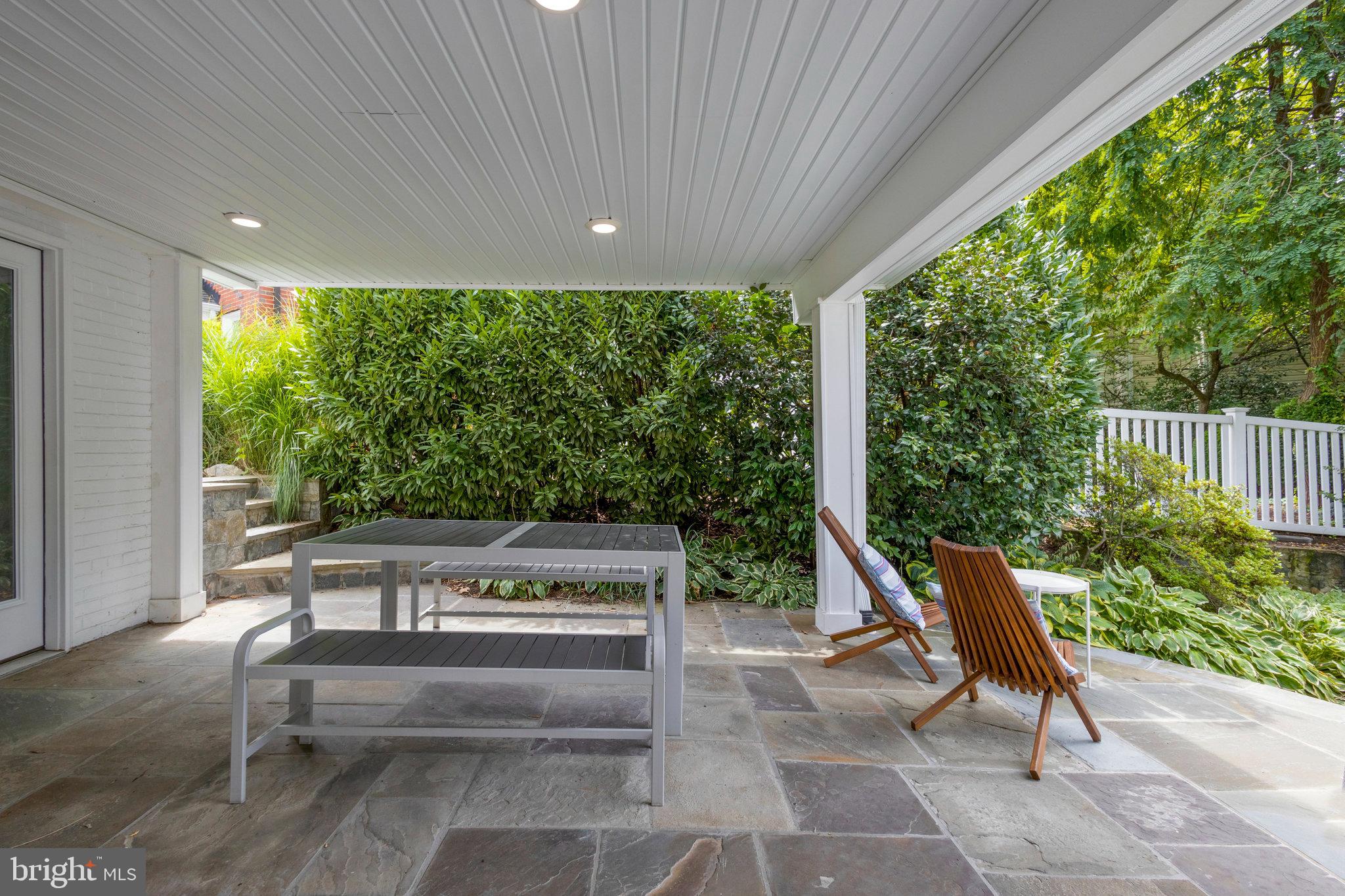 YORKTOWN VILLAGE - Residential Lease