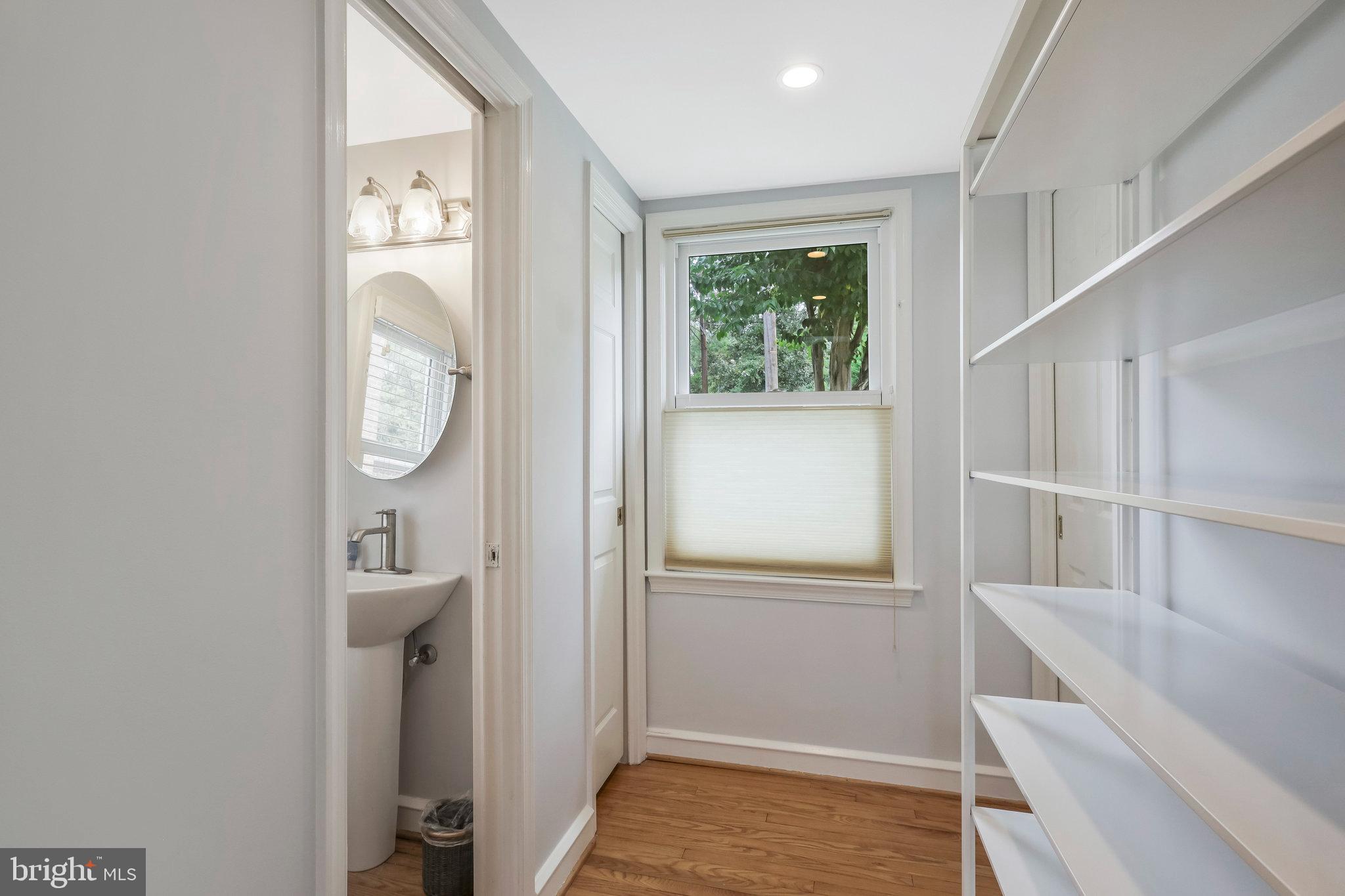 YORKTOWN VILLAGE - Residential Lease