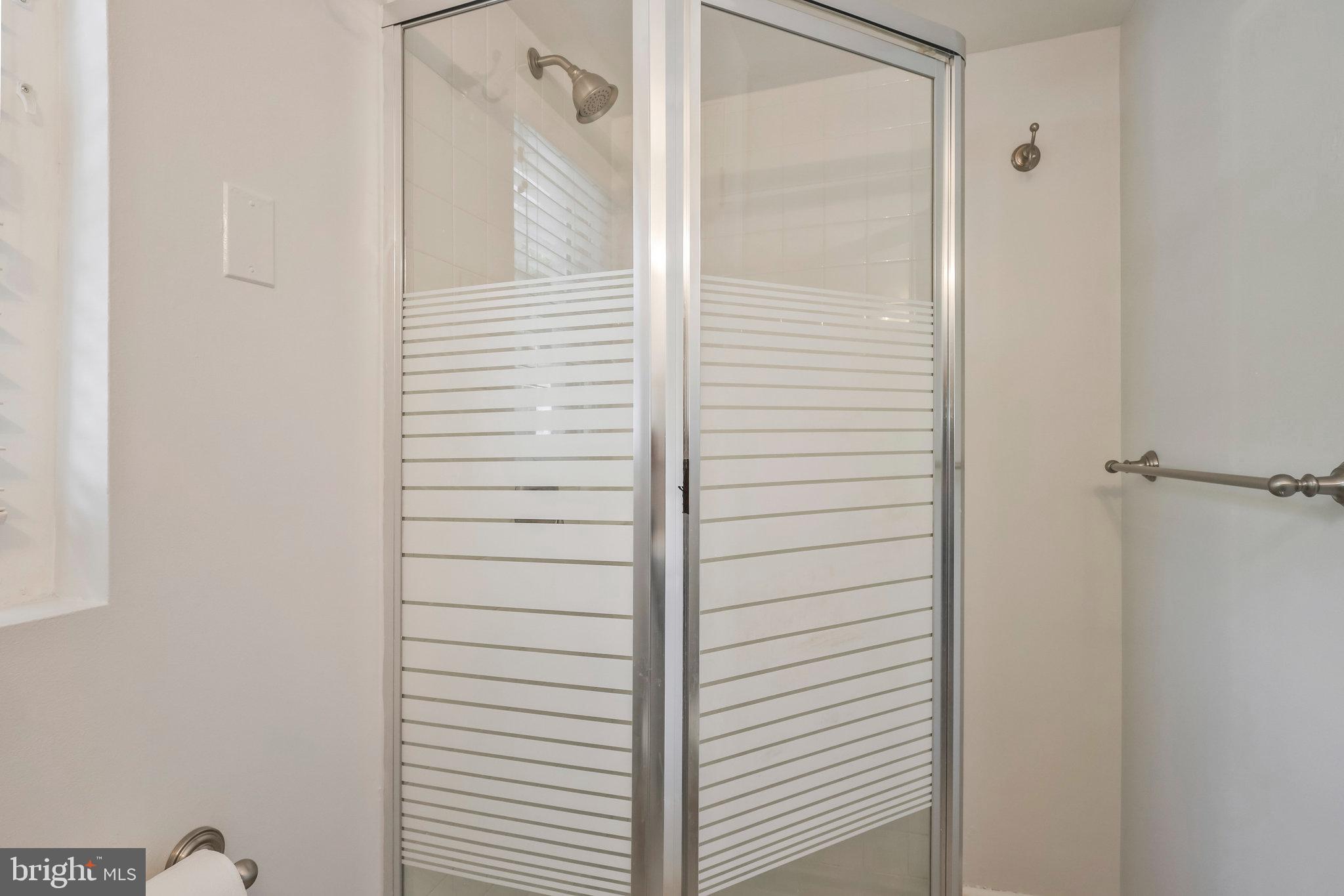 YORKTOWN VILLAGE - Residential Lease