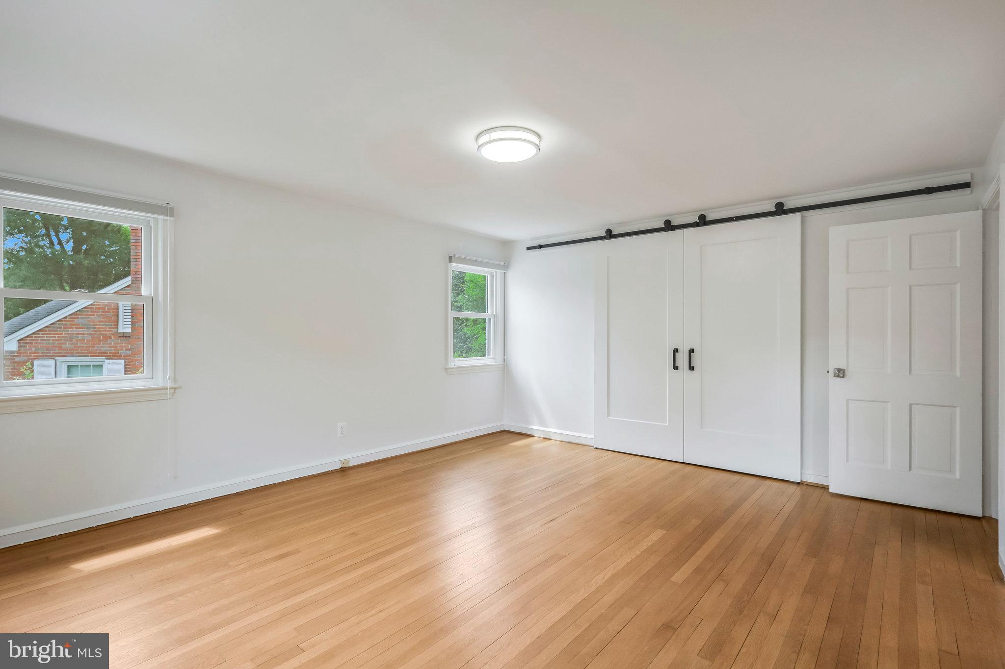 YORKTOWN VILLAGE - Residential Lease