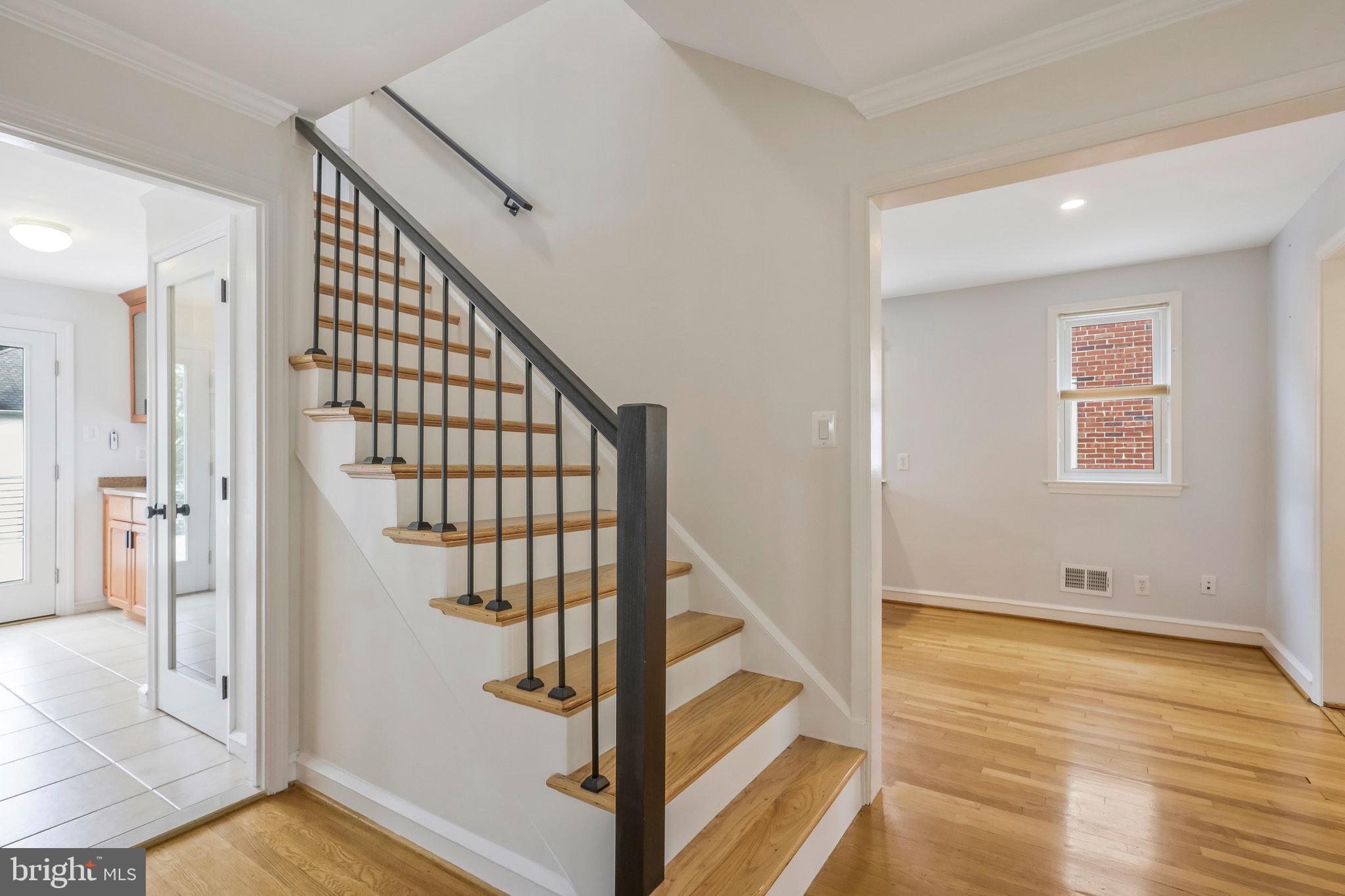 YORKTOWN VILLAGE - Residential Lease