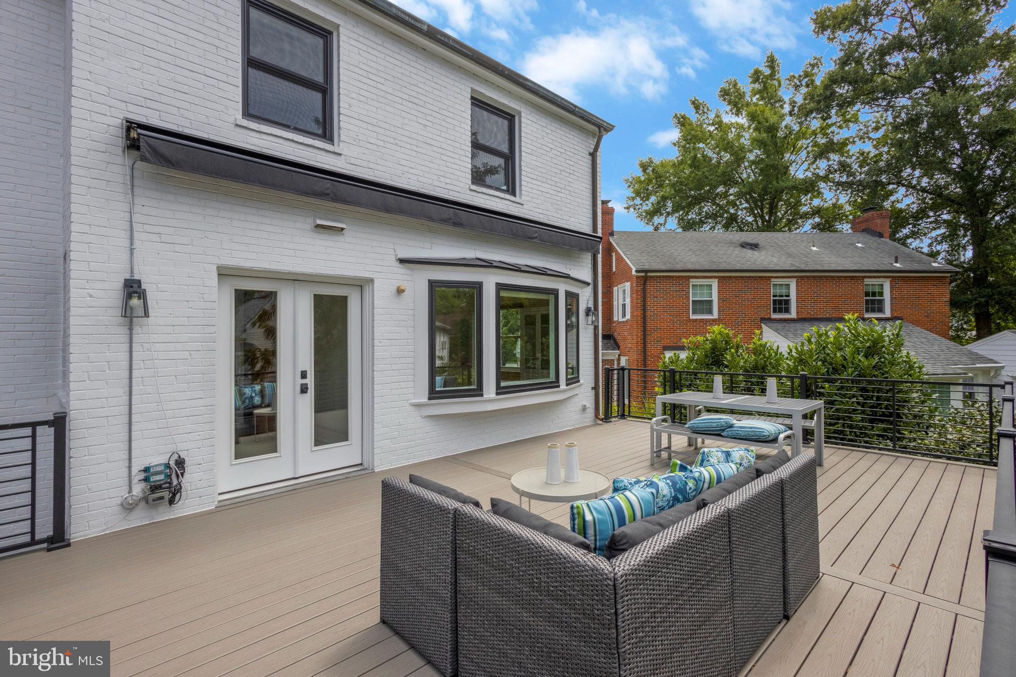 YORKTOWN VILLAGE - Residential Lease