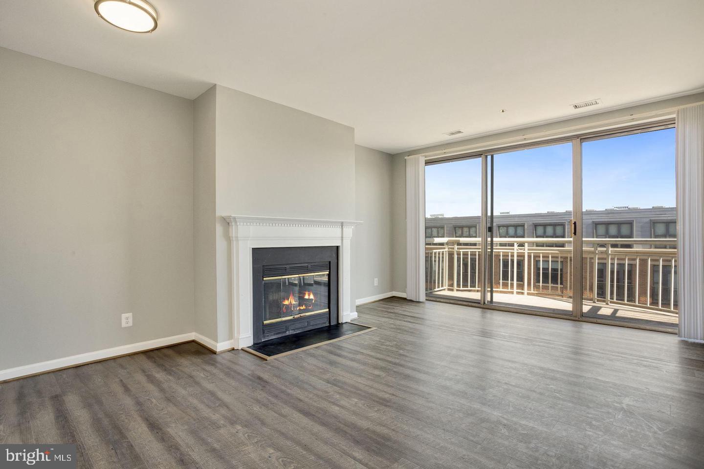 1200 BRADDOCK PLACE 814