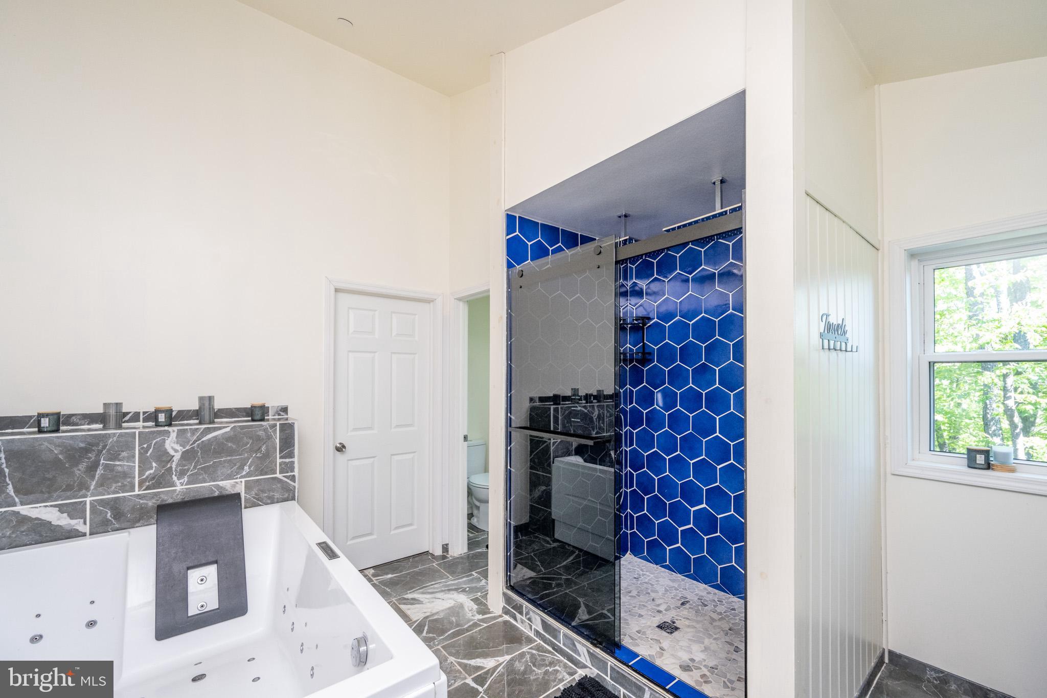 HERON COVE - Residential