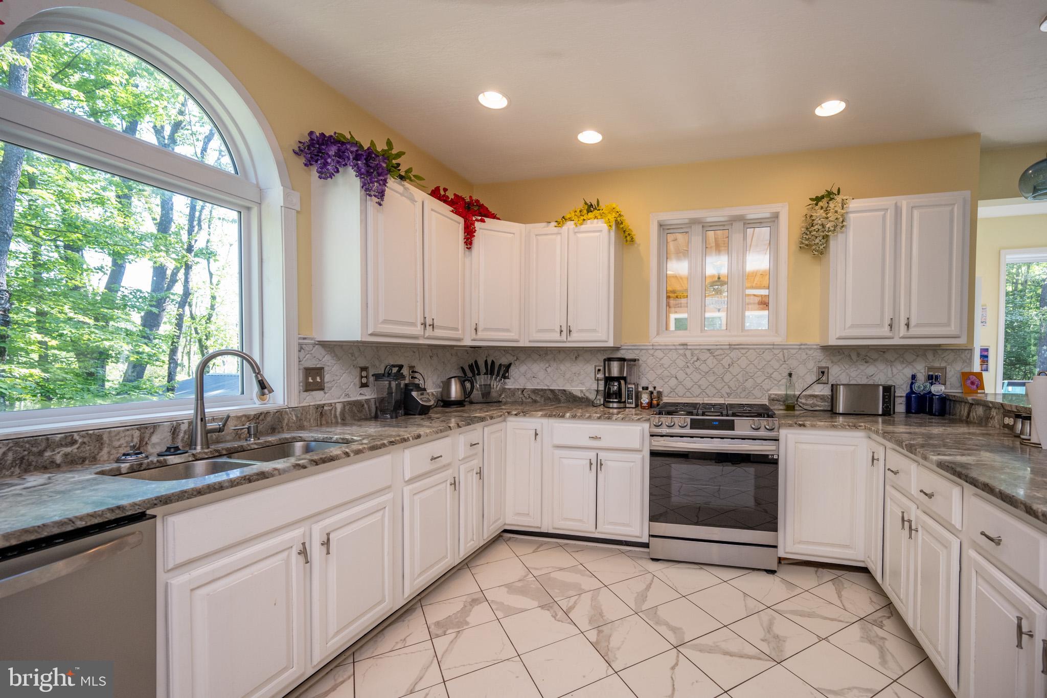 HERON COVE - Residential