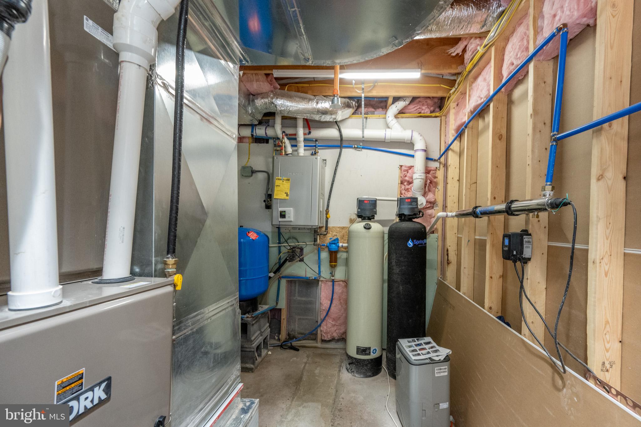 HERON COVE - Residential