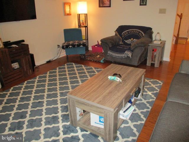 CEDAR COVE - Residential Lease