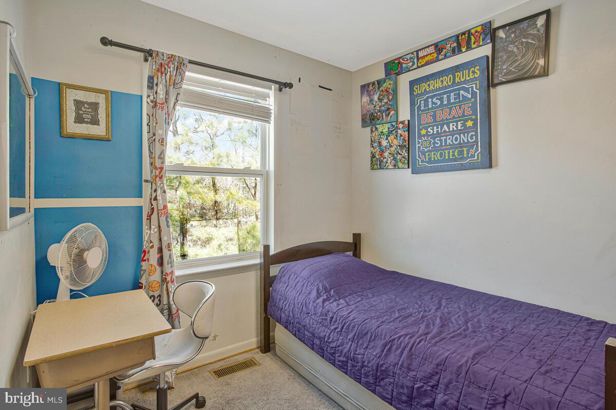 HOLLAND FORREST LANDING - Residential