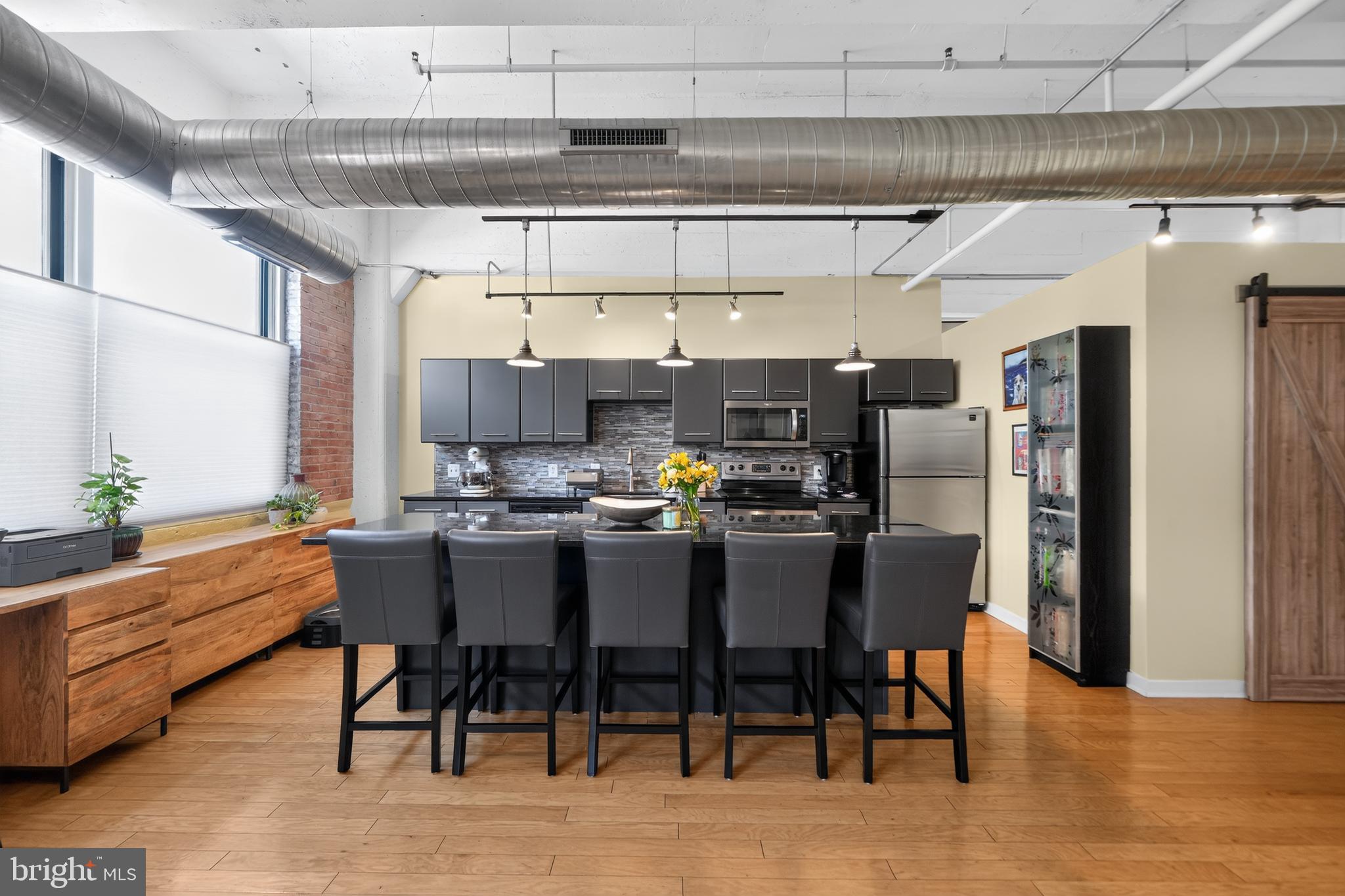 444 N 4TH STREET 202