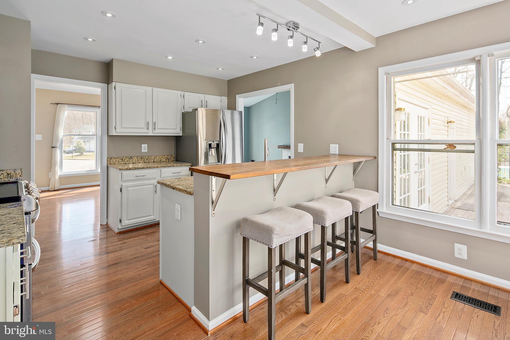 FOX MILL ESTATES - Residential