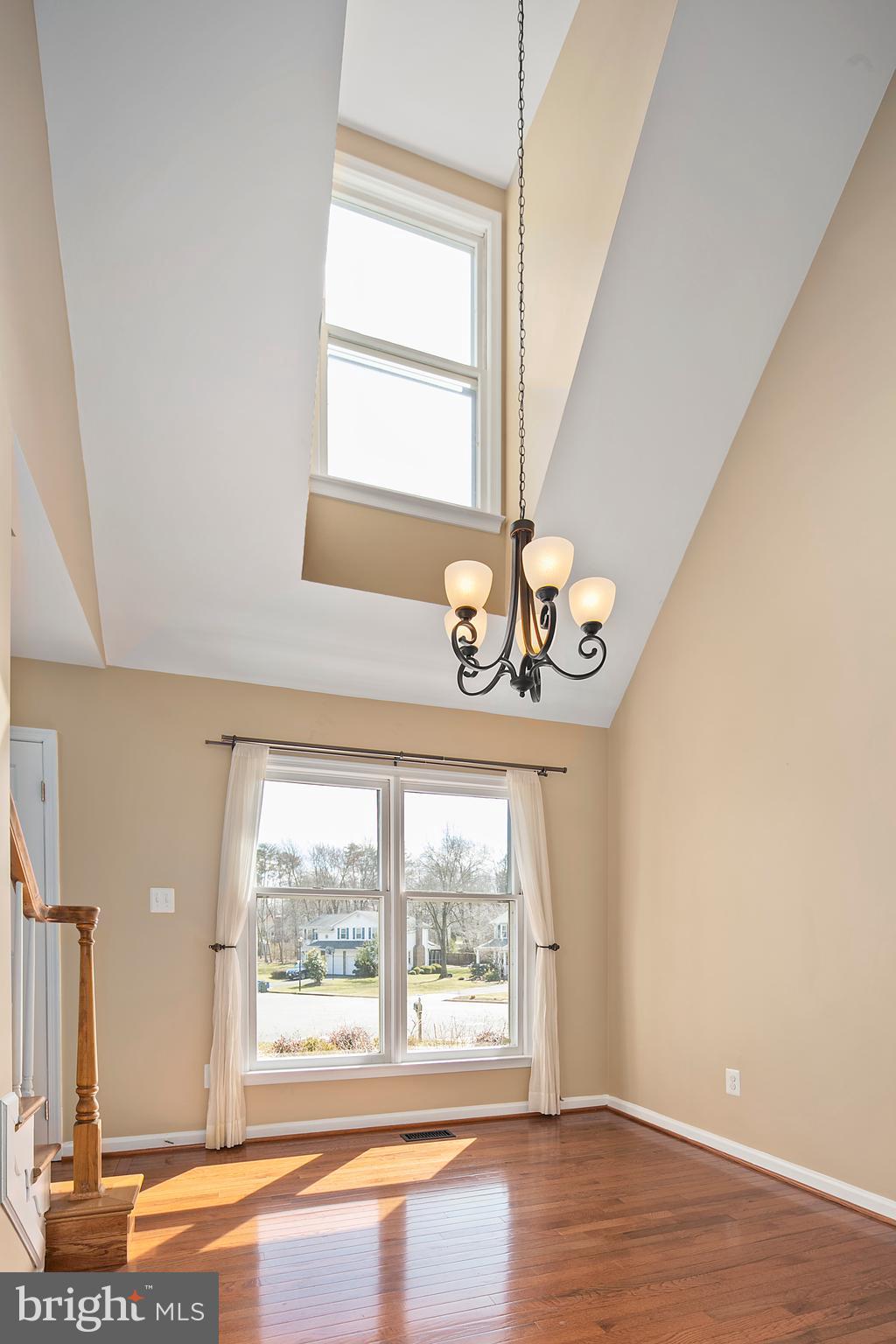 FOX MILL ESTATES - Residential