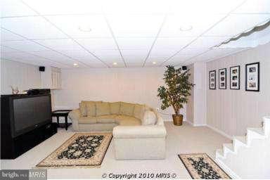 FREDERICK HEIGHTS - Residential Lease