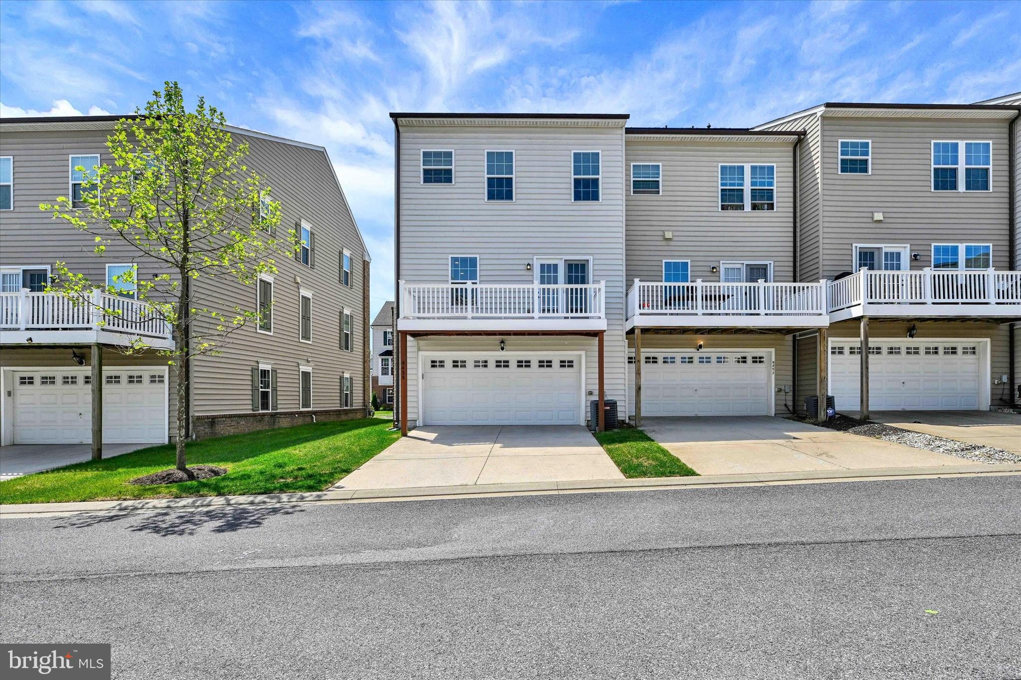 BALLARD GREEN - Residential