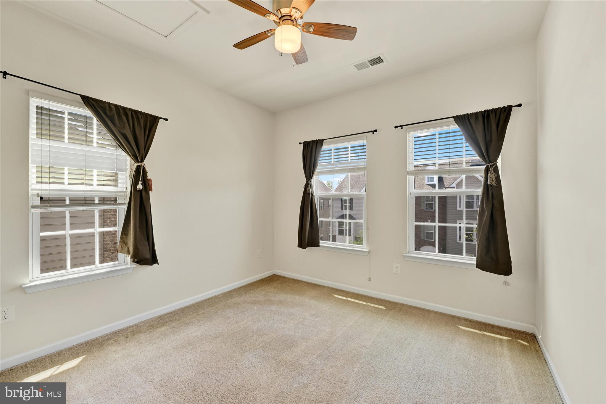 BALLARD GREEN - Residential