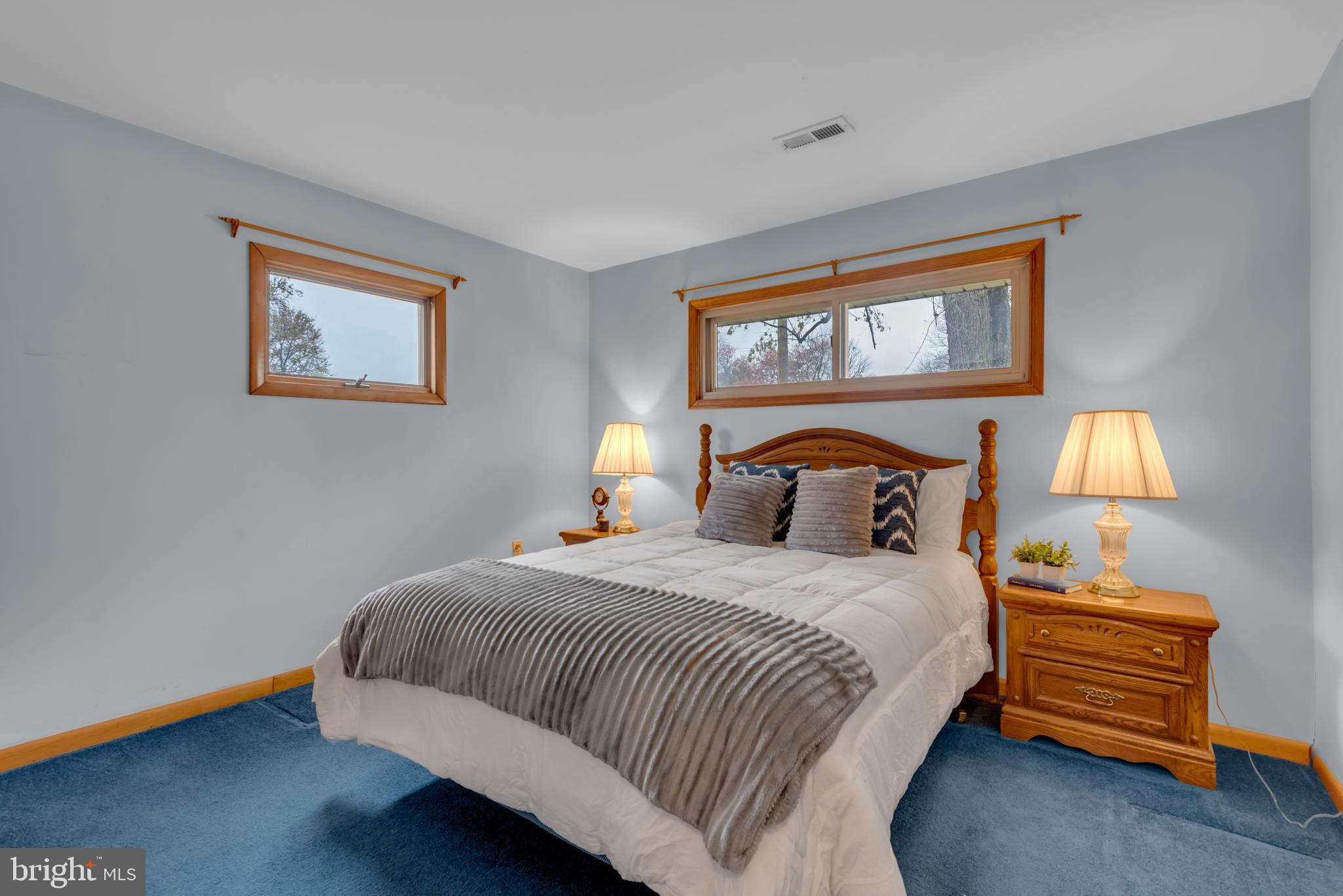 COUNTRY CLUB ESTATES - Residential