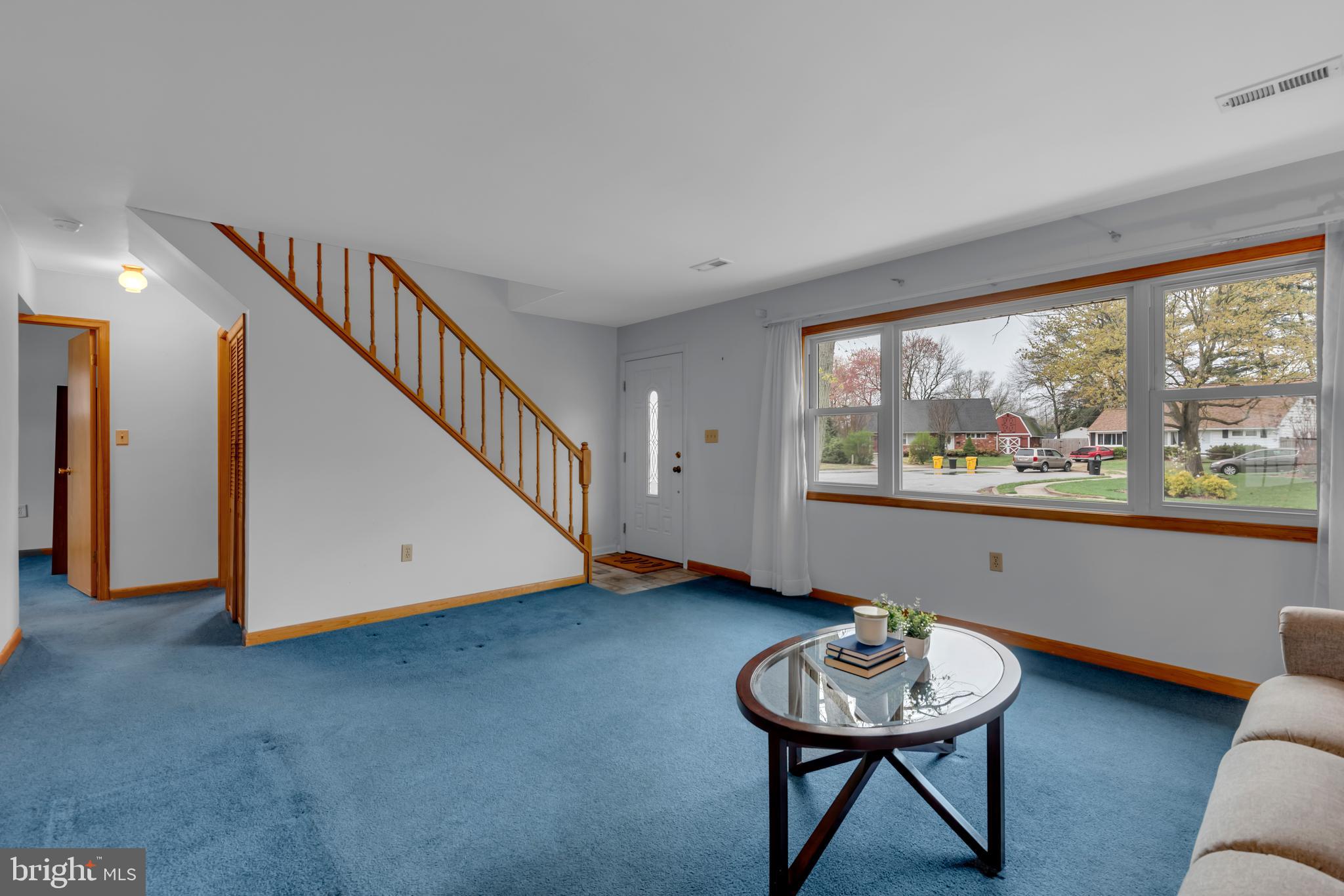 COUNTRY CLUB ESTATES - Residential