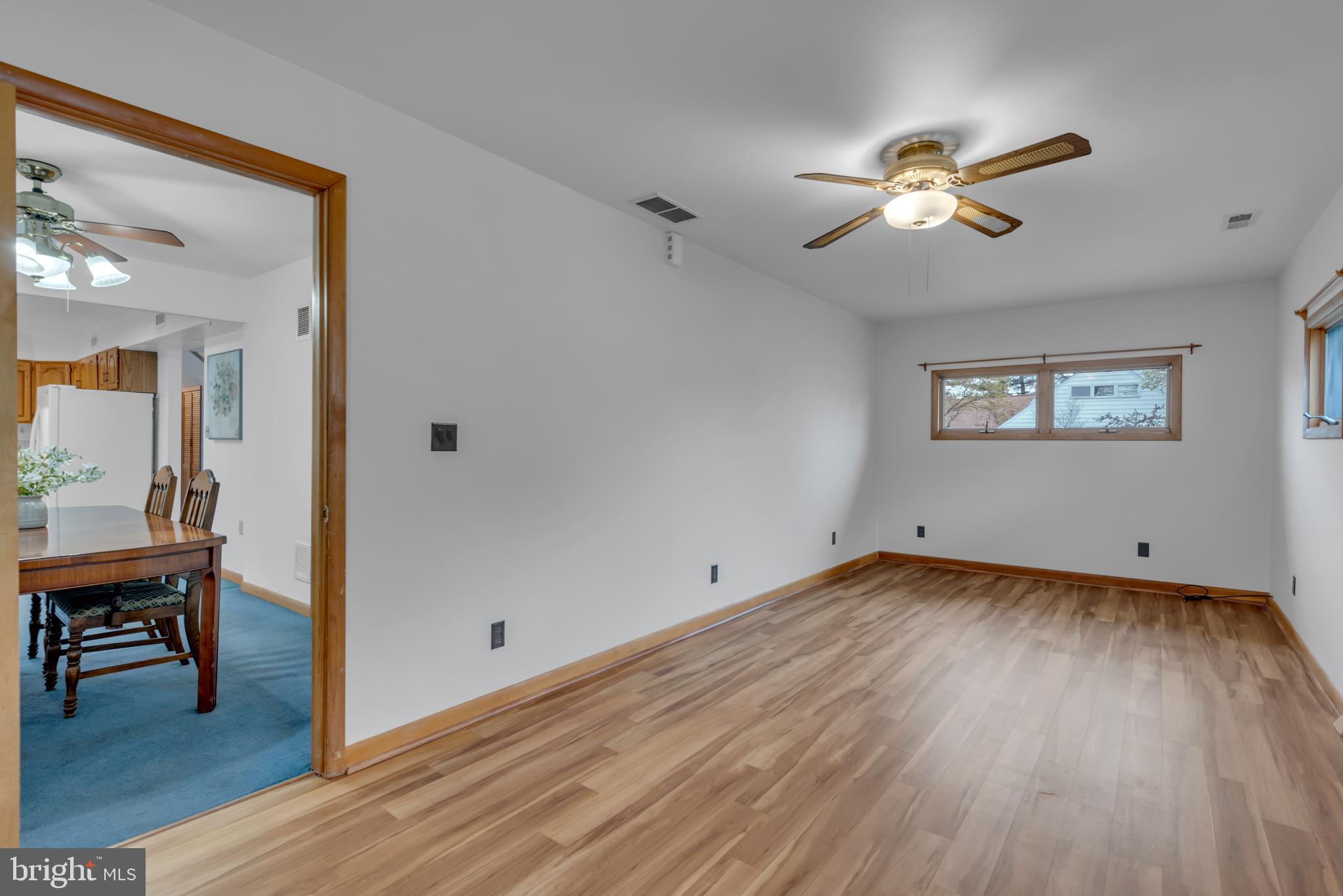 COUNTRY CLUB ESTATES - Residential