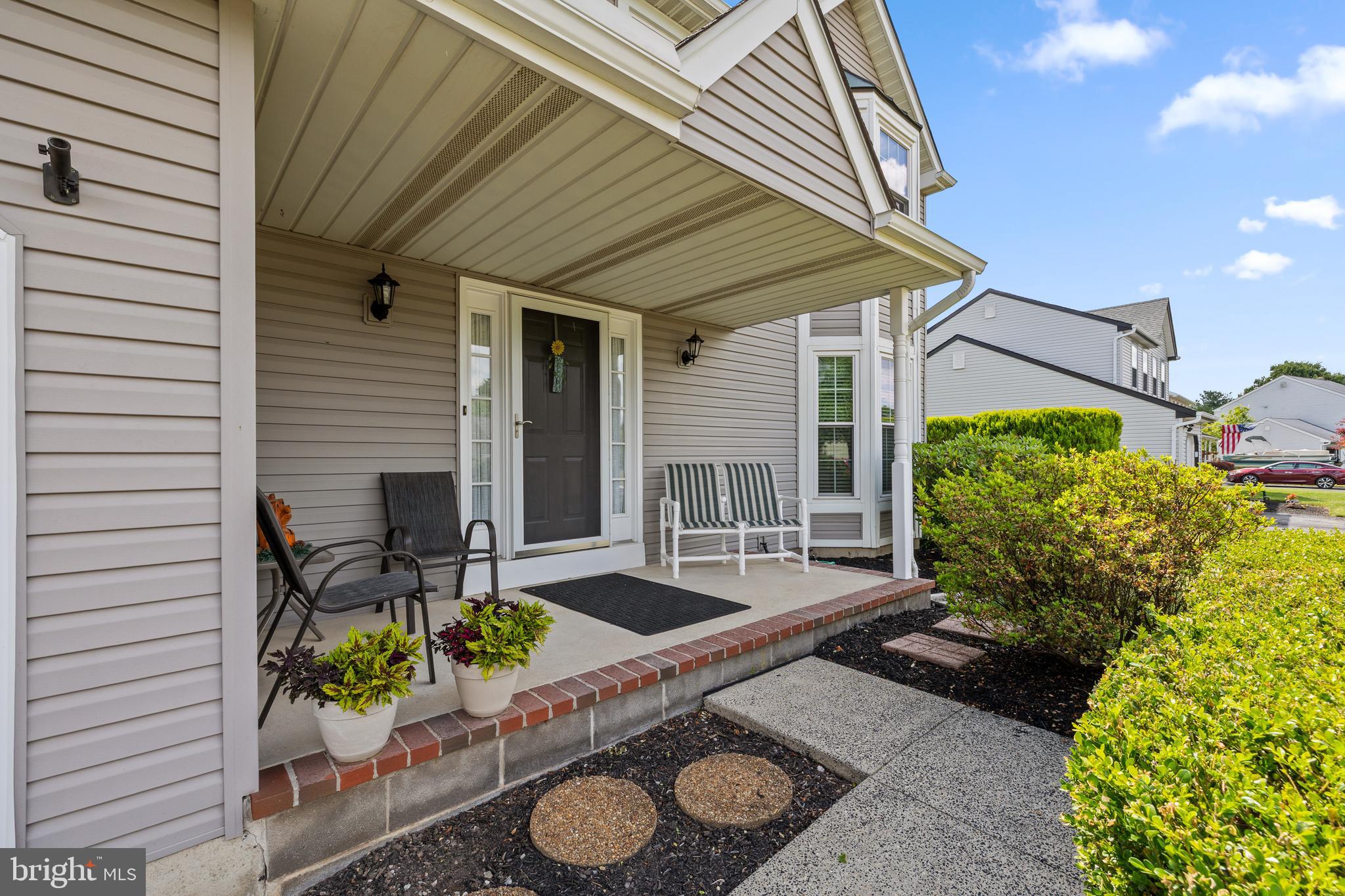 724 QUAIL CIRCLE