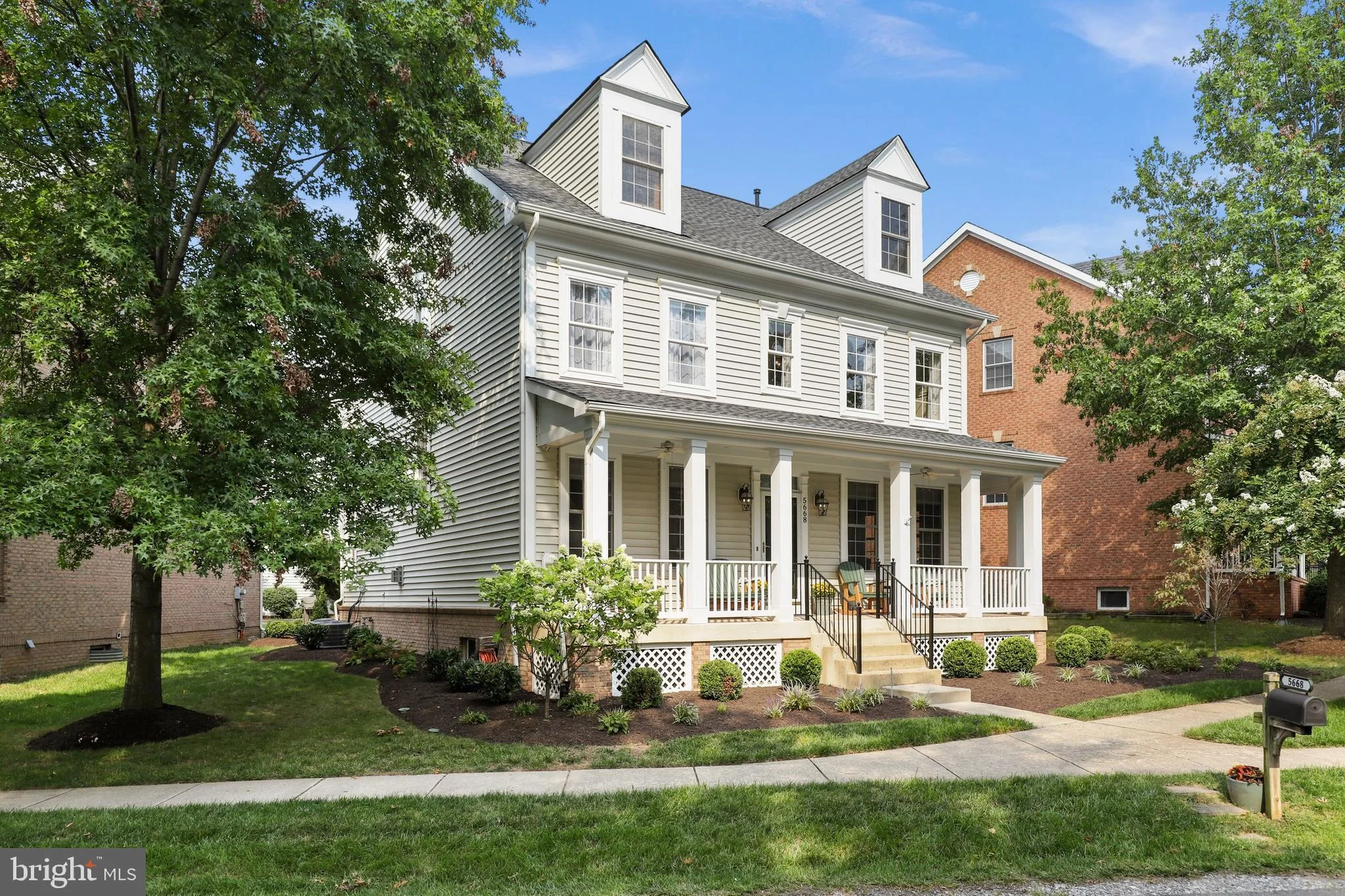 5668 General Johnston Place, Centreville, VA 20120