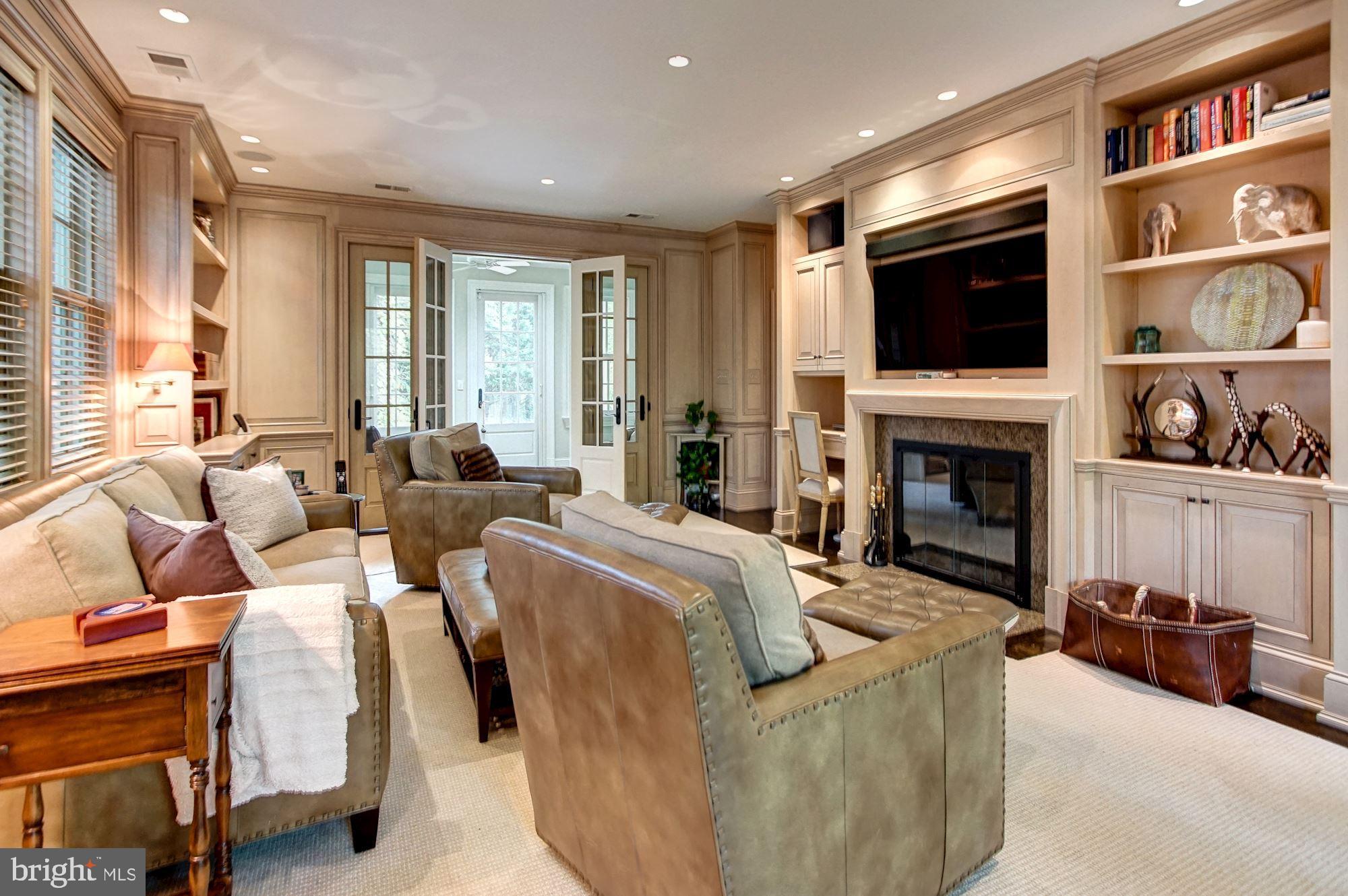 SPRING VALLEY - Residential