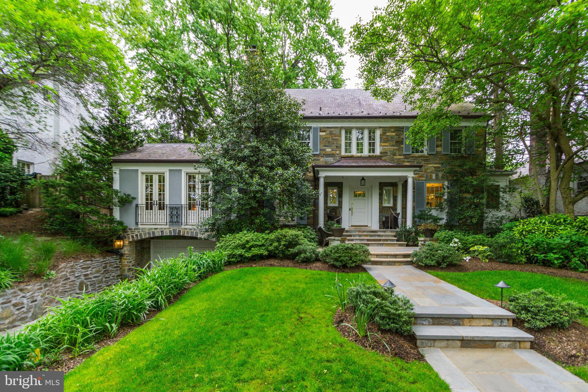 SPRING VALLEY - Residential