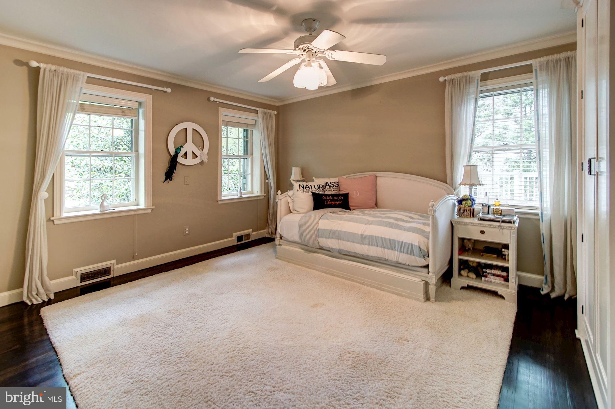 SPRING VALLEY - Residential