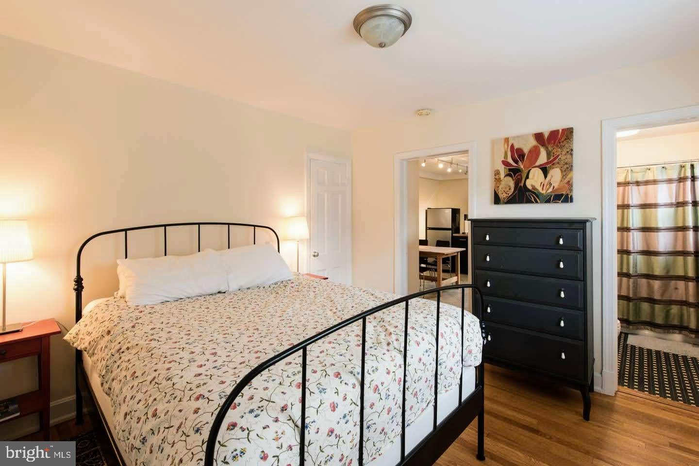 CLARENDON - Residential Income