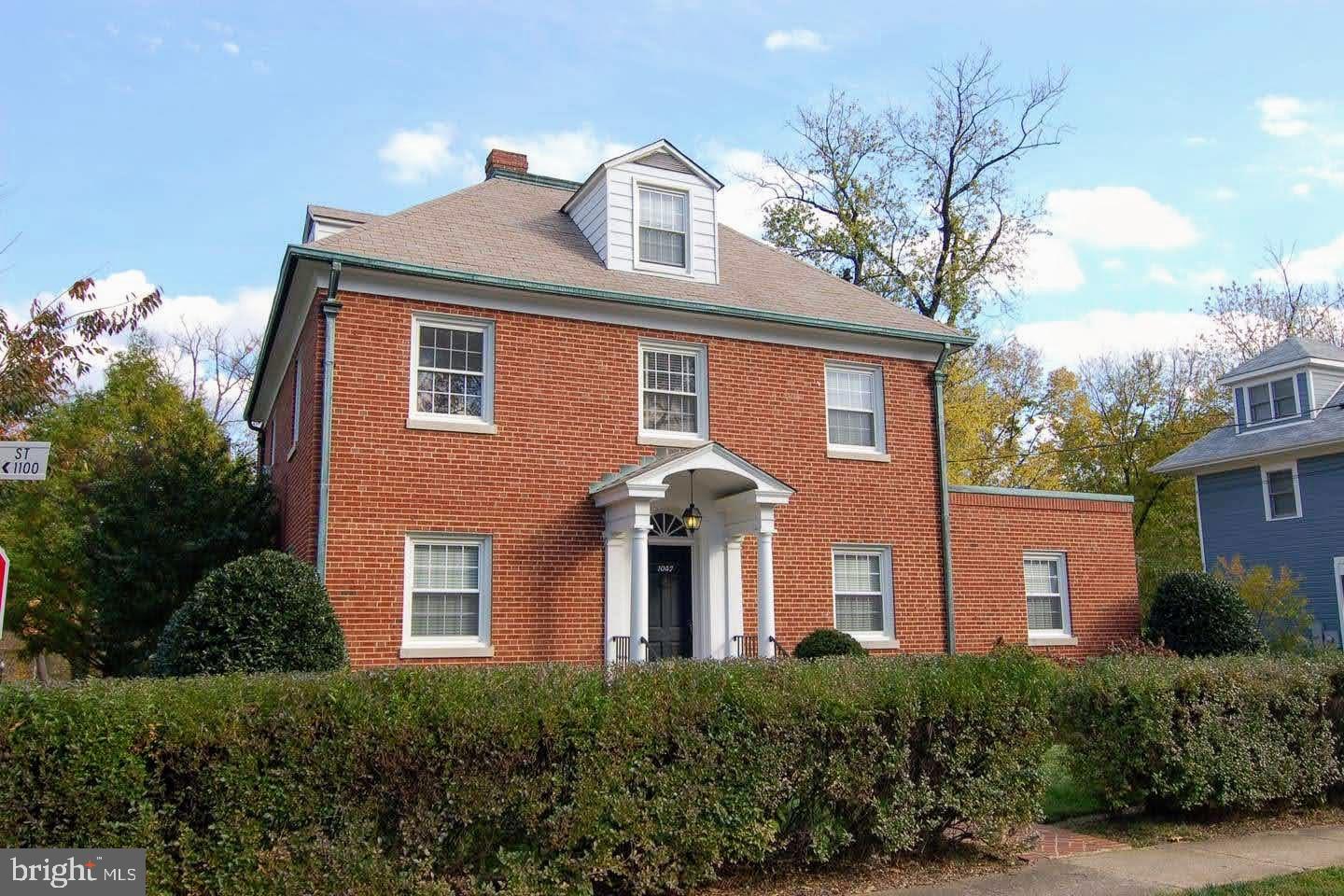 CLARENDON - Residential Income