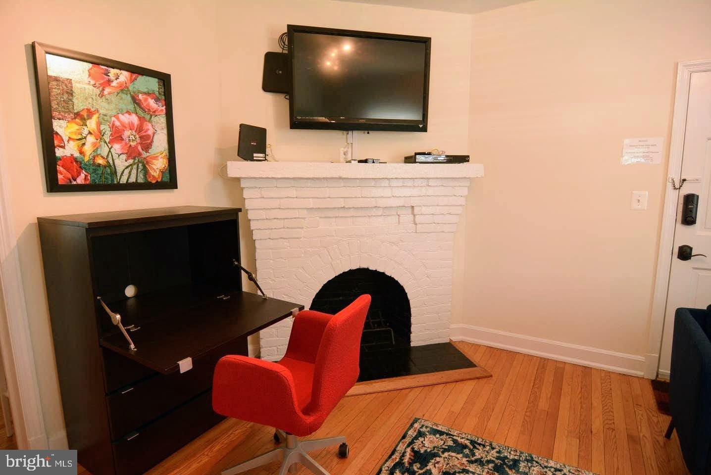 CLARENDON - Residential Income