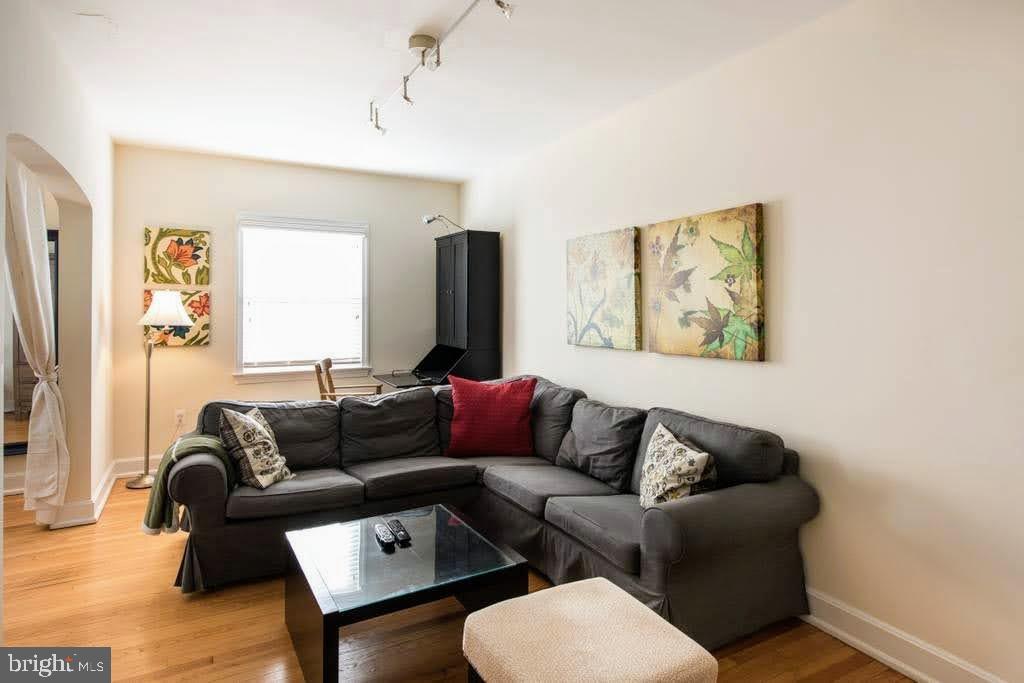 CLARENDON - Residential Income