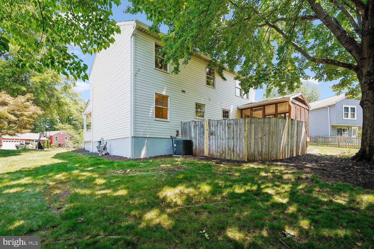 SPRING GROVE FARM - Residential