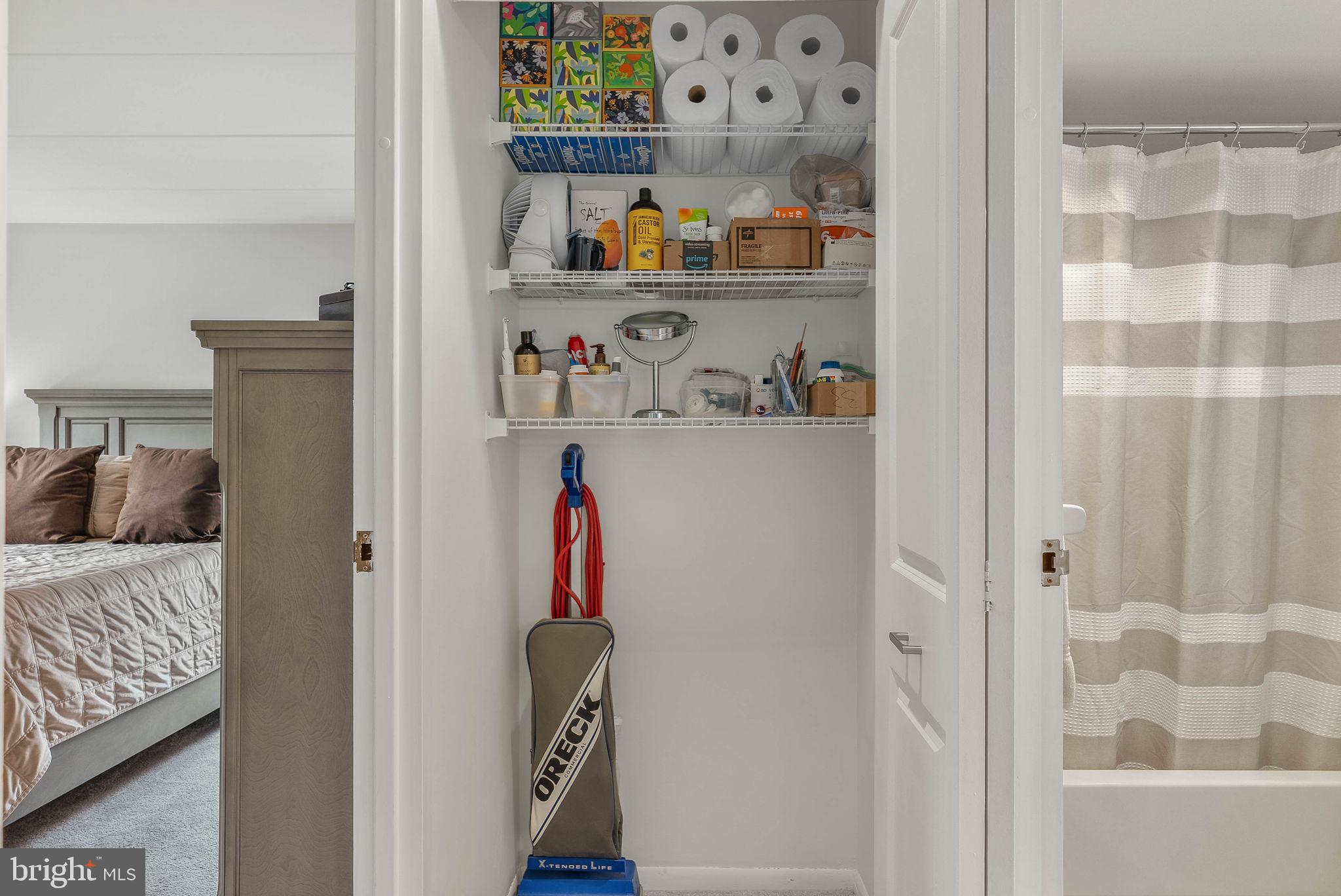 DELAIRE LANDING - Residential