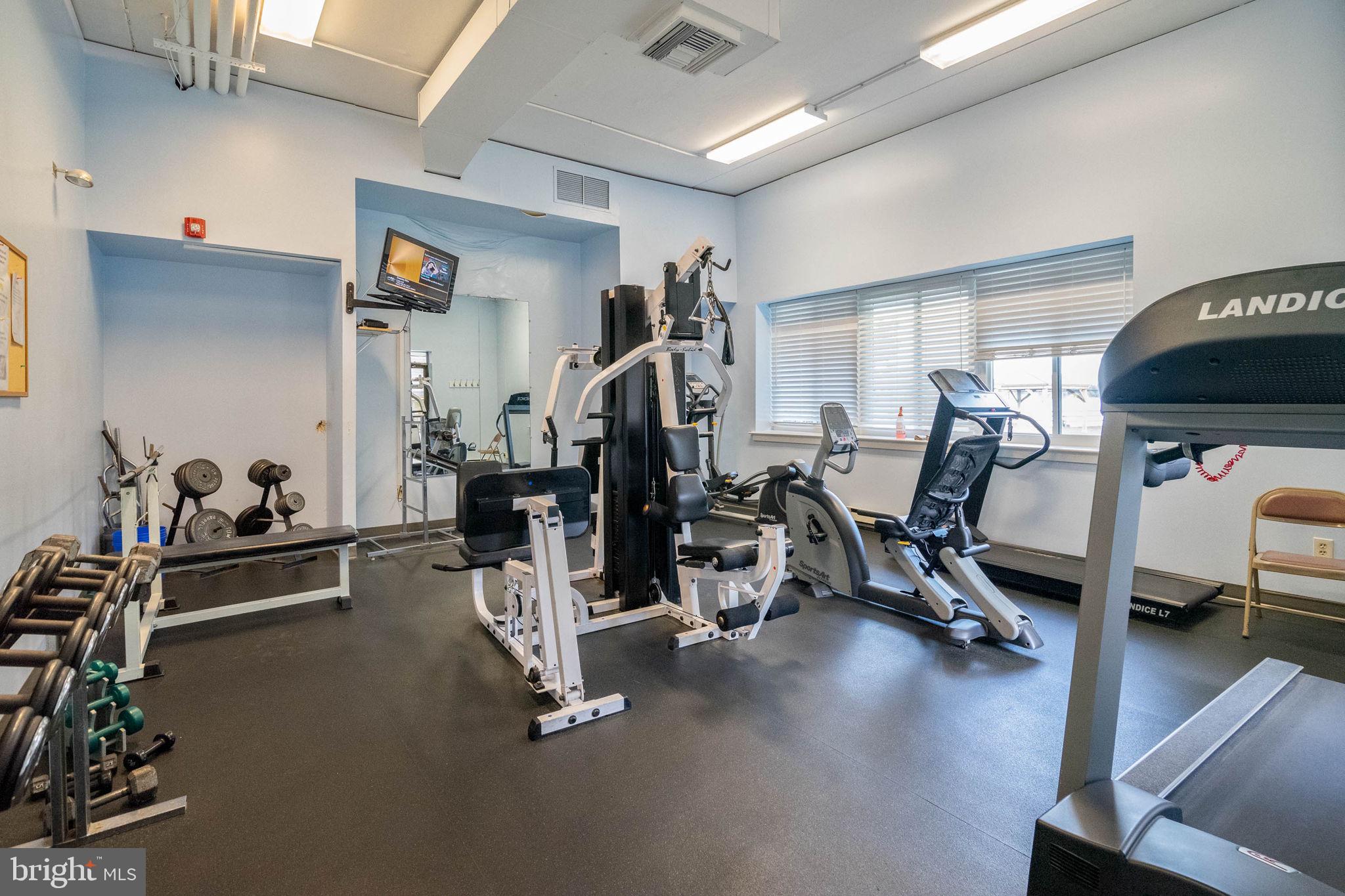 DELAIRE LANDING - Residential