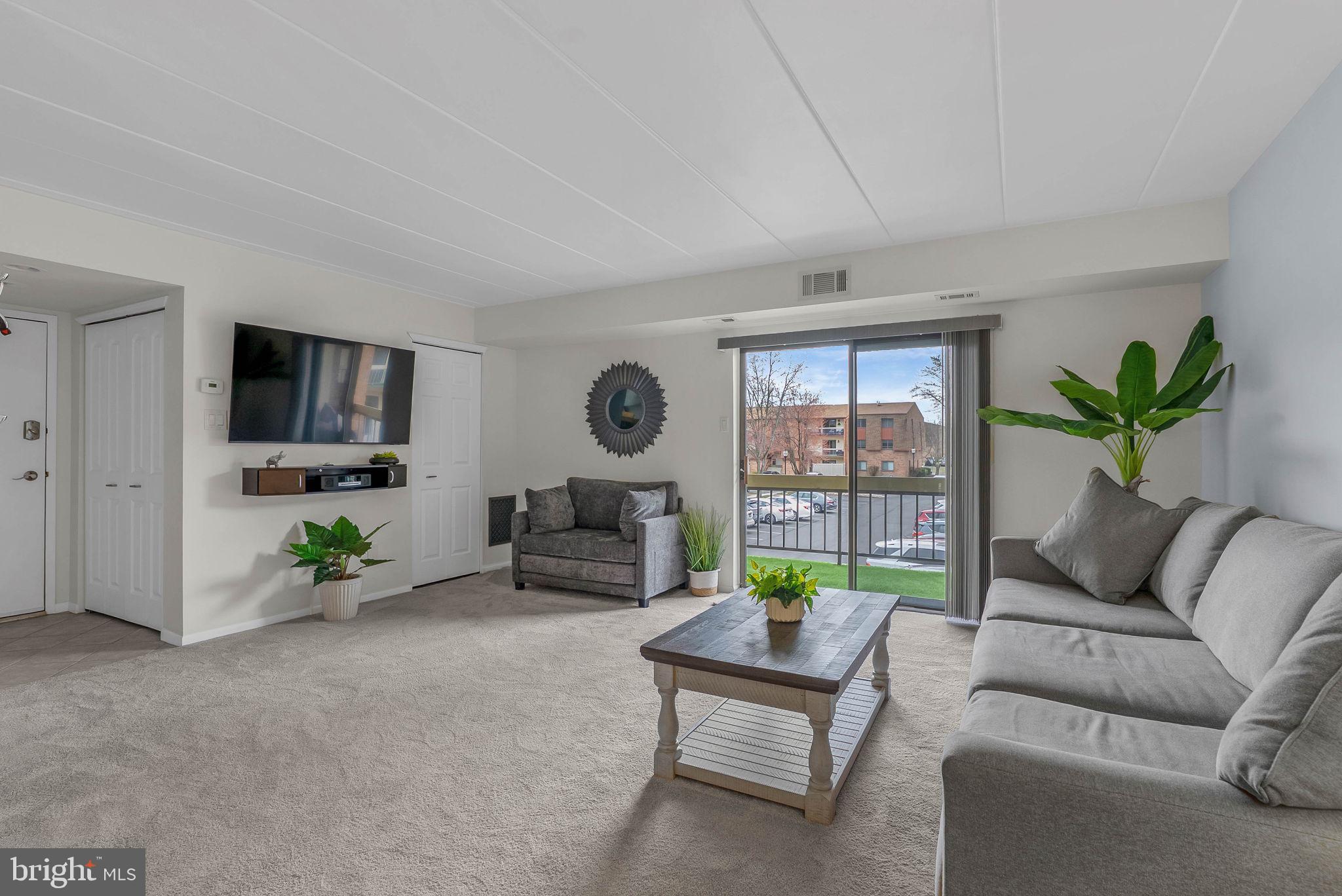 DELAIRE LANDING - Residential