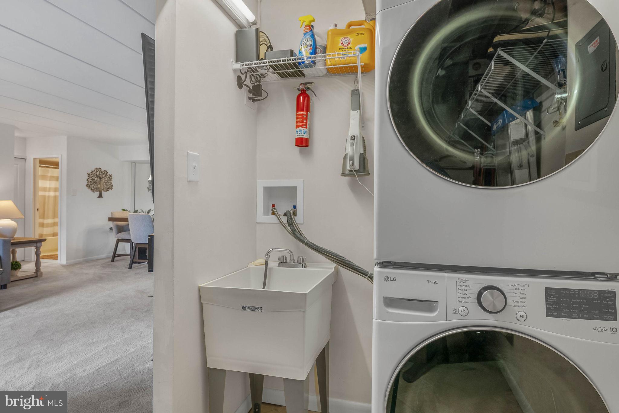 DELAIRE LANDING - Residential