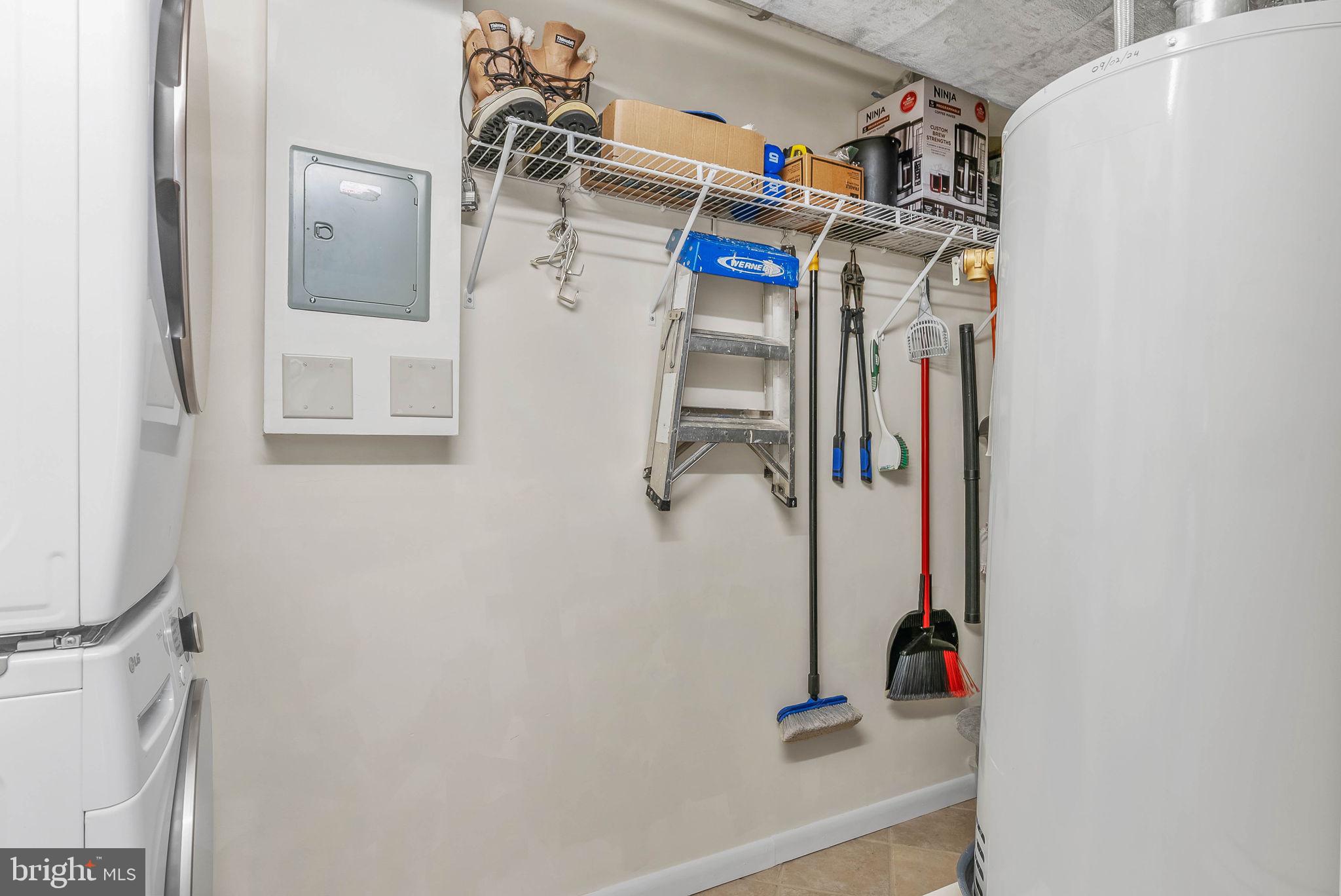 DELAIRE LANDING - Residential