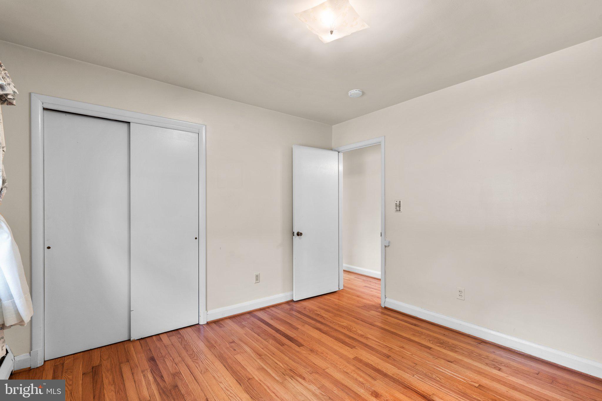 HOWARD HEIGHTS - Residential