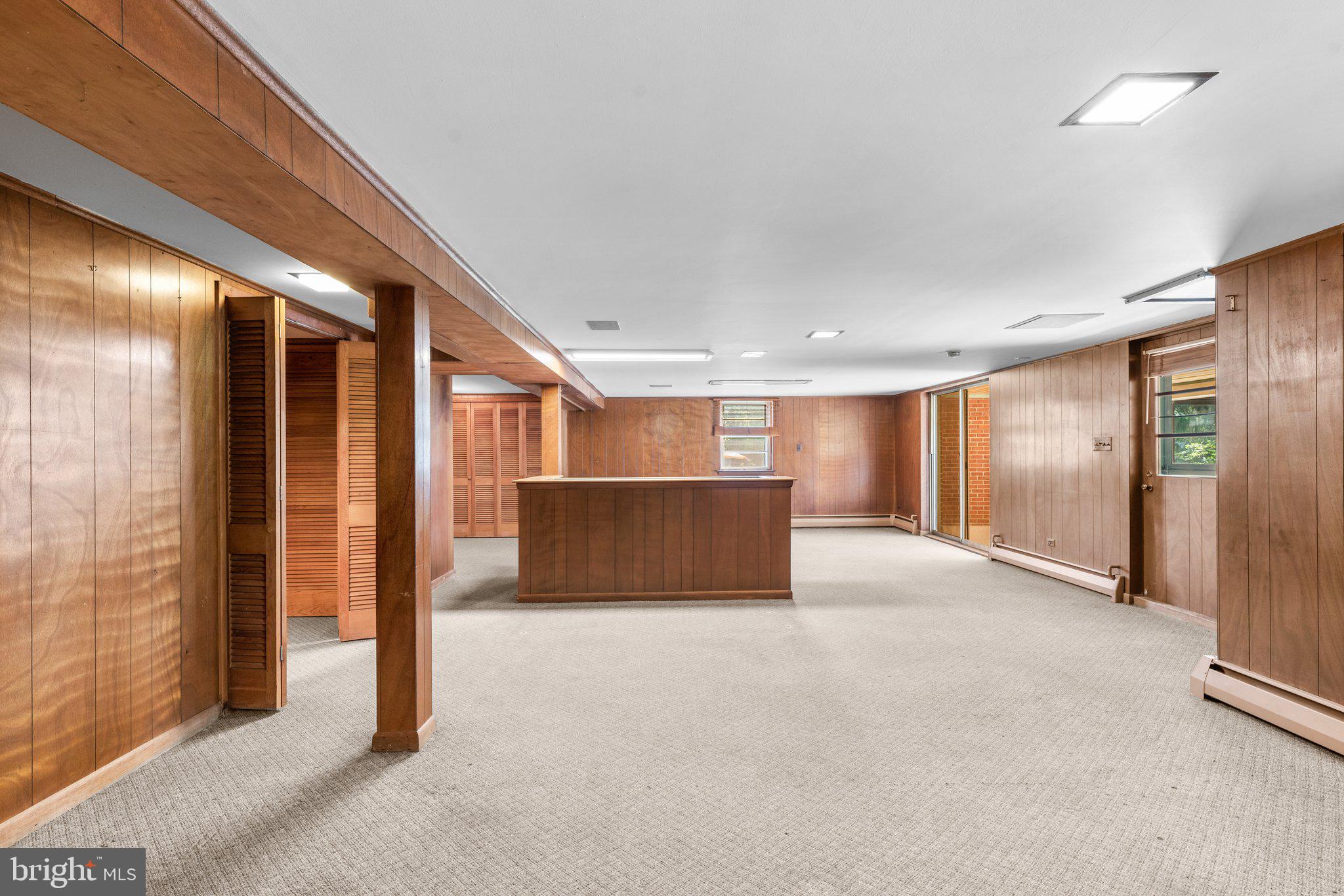 HOWARD HEIGHTS - Residential