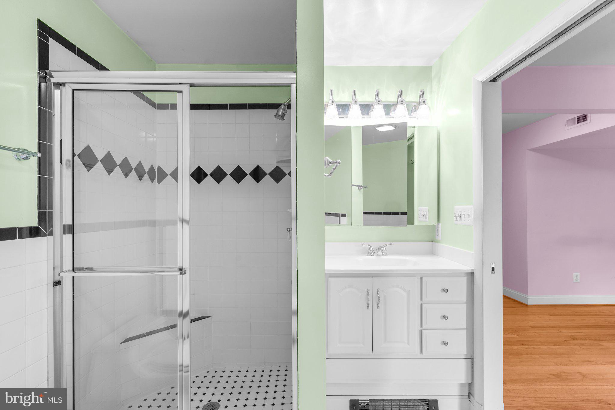 HOWARD HEIGHTS - Residential