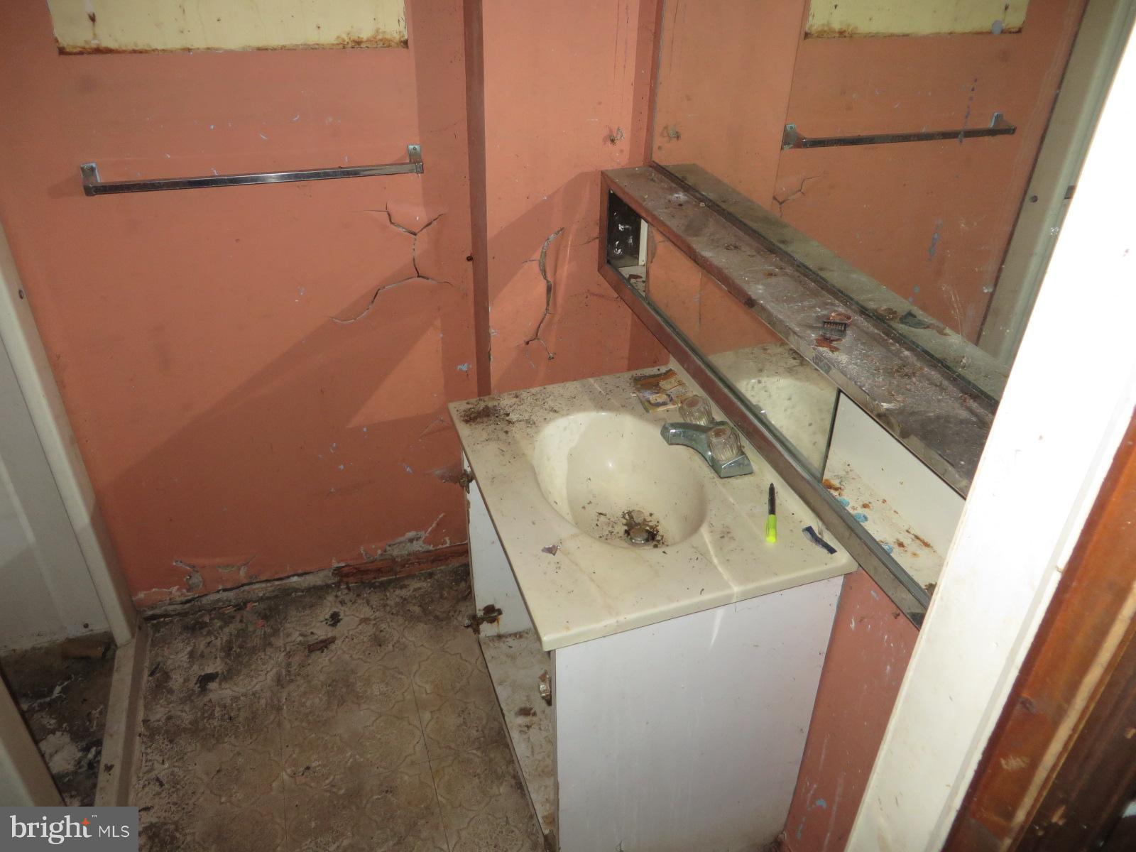 FOREST HEIGHTS - Residential