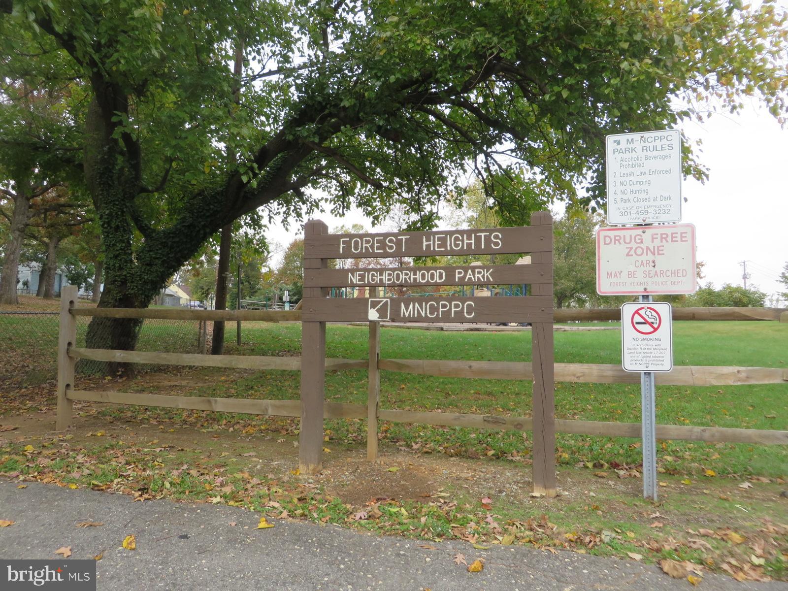 FOREST HEIGHTS - Residential