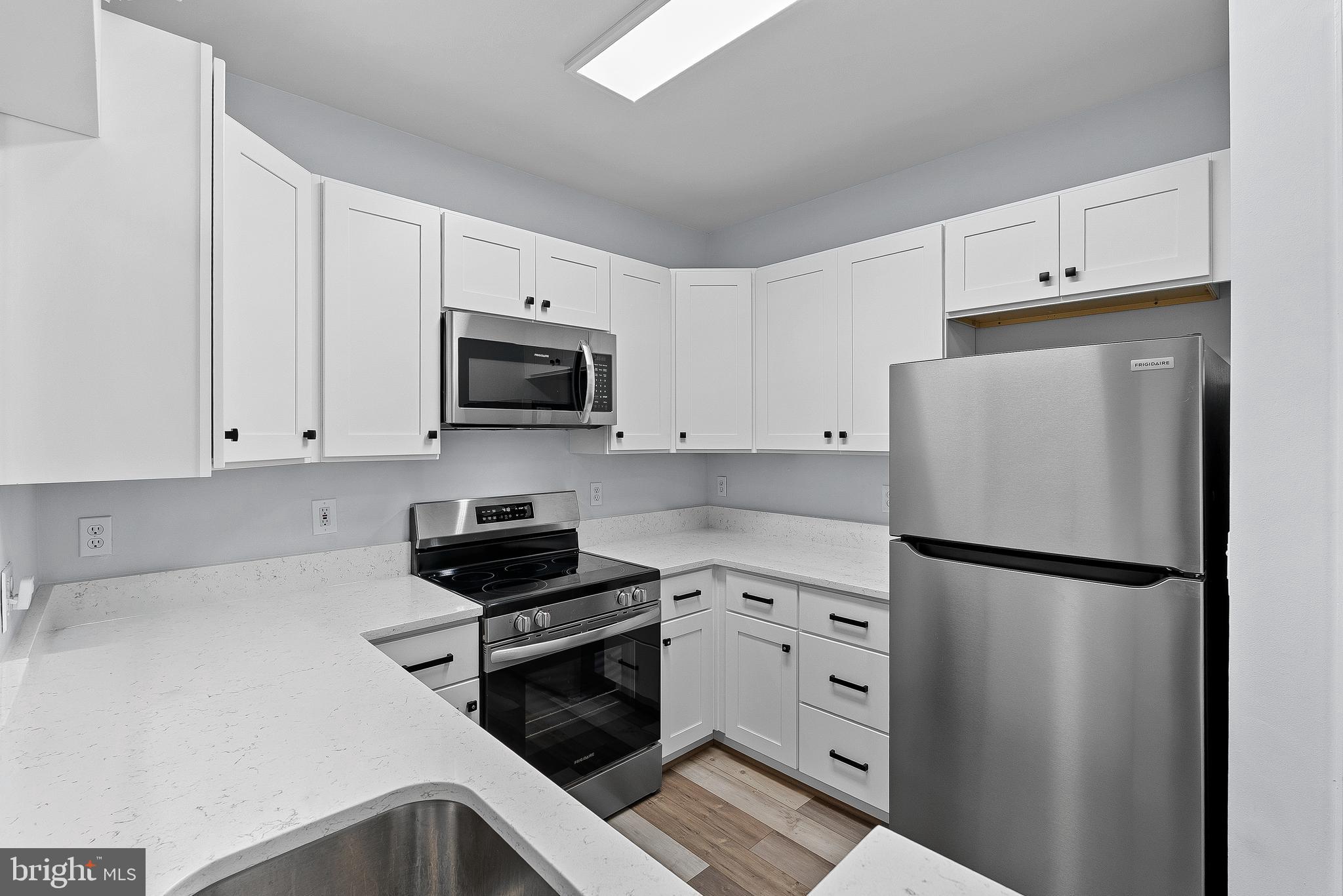 4551 STRUTFIELD LANE 4111