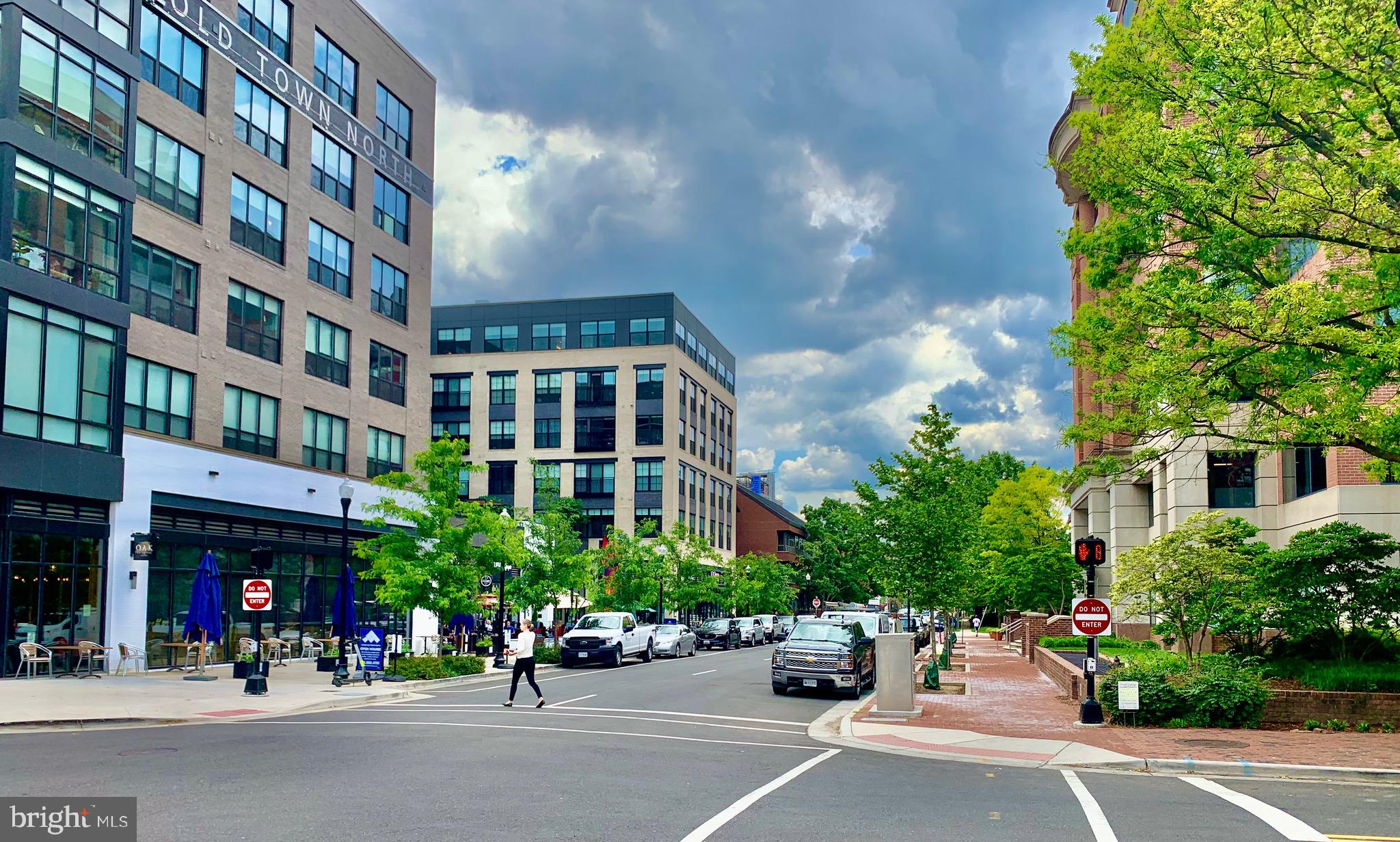 OLD TOWN NORTH - Commercial Sale