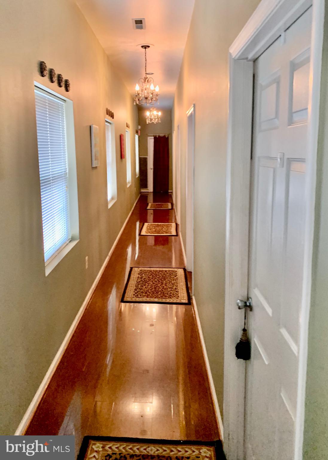 OLD TOWN NORTH - Commercial Sale