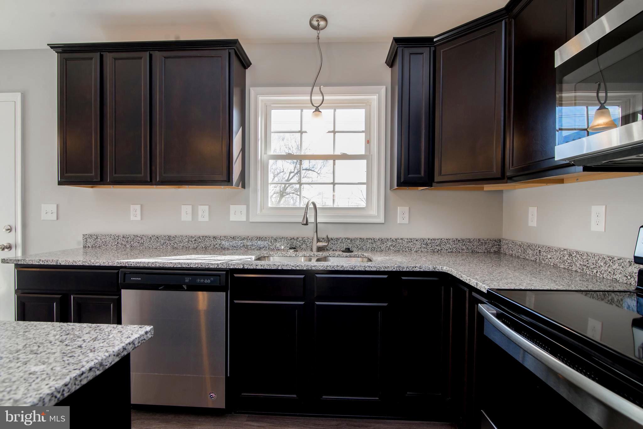 RED HILL - Residential