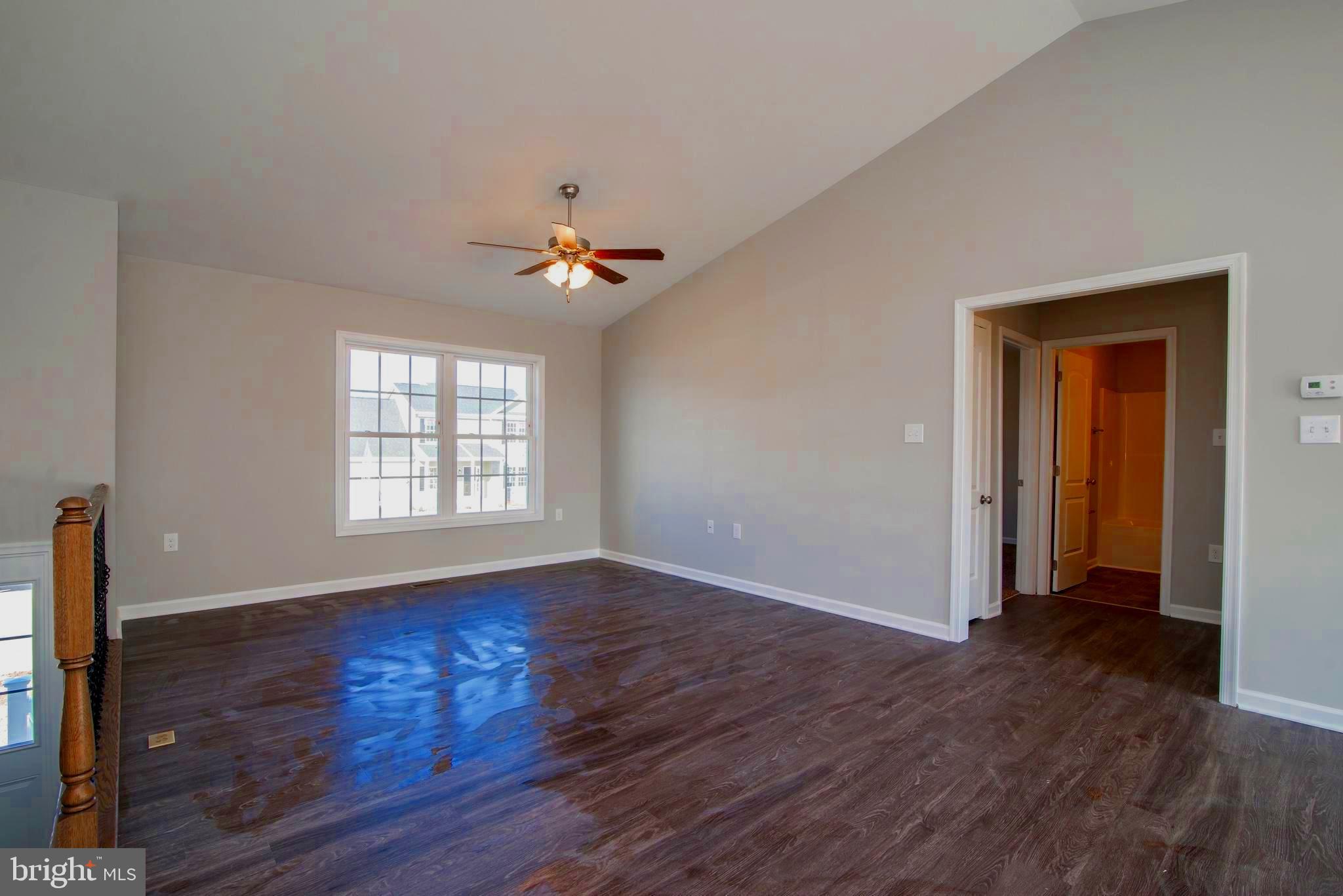 RED HILL - Residential