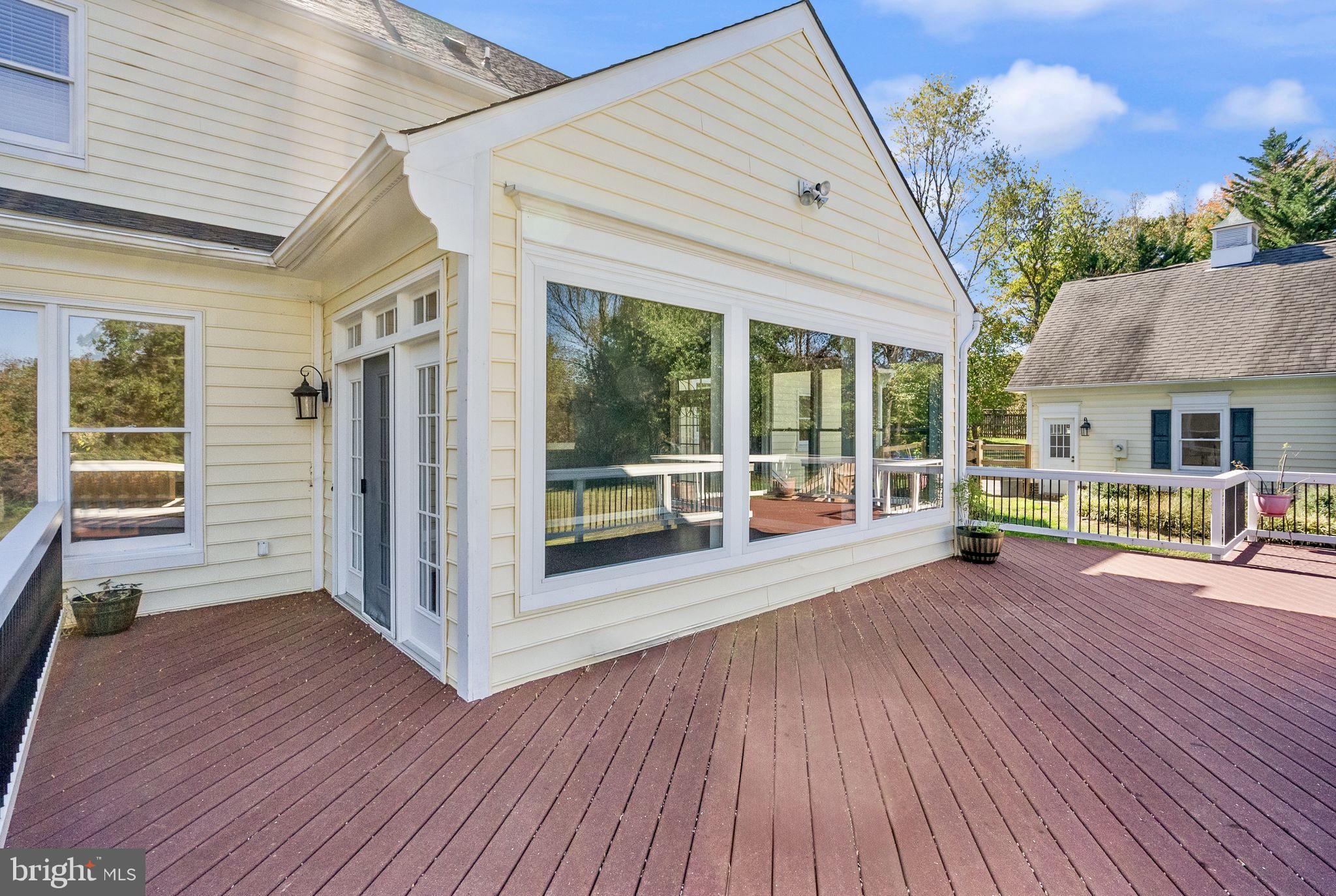 SOMMERS TIME FARM - Residential